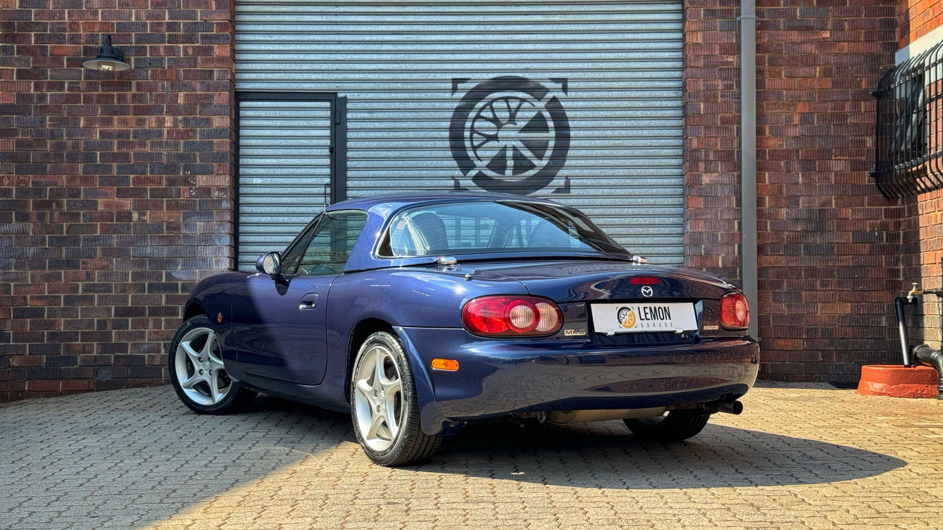 2002 Mazda MX-5