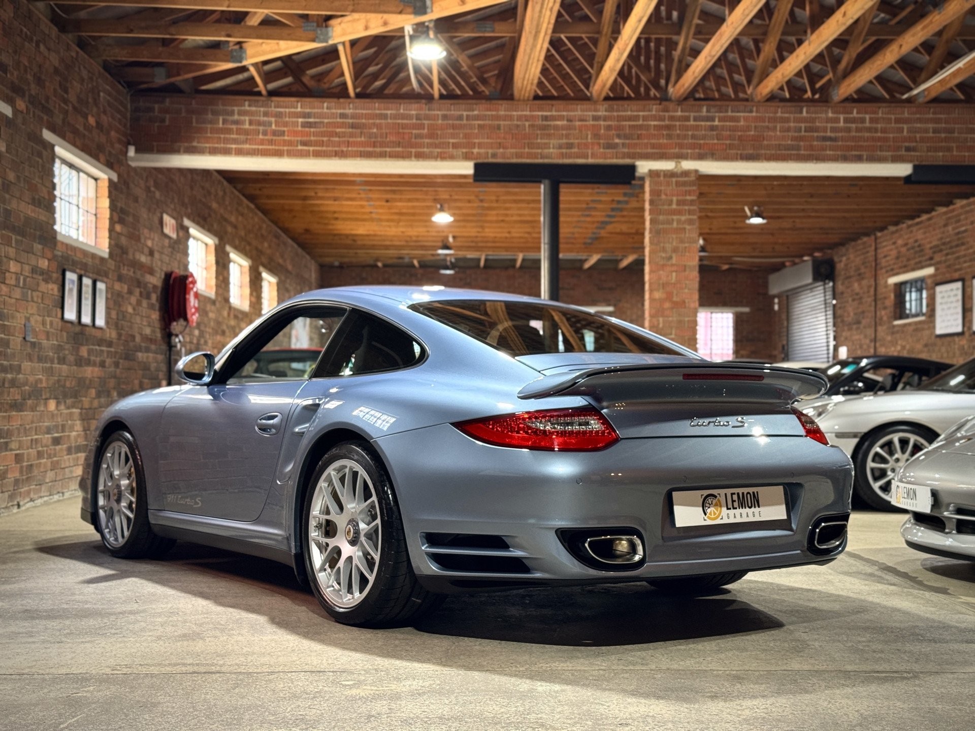 2011 Porsche 911 Turbo S (997.2)