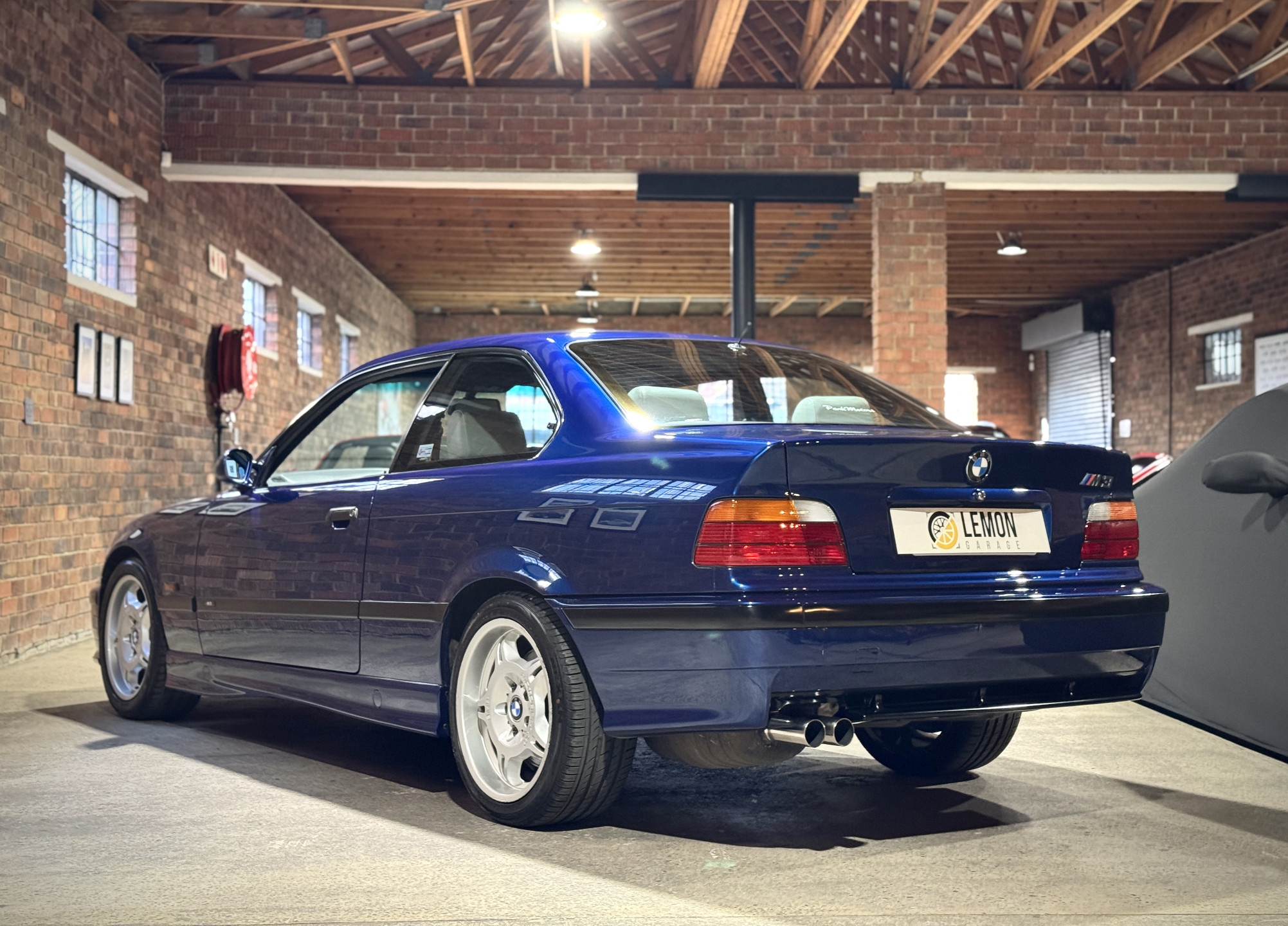 1994 BMW M3 Coupe (E36)