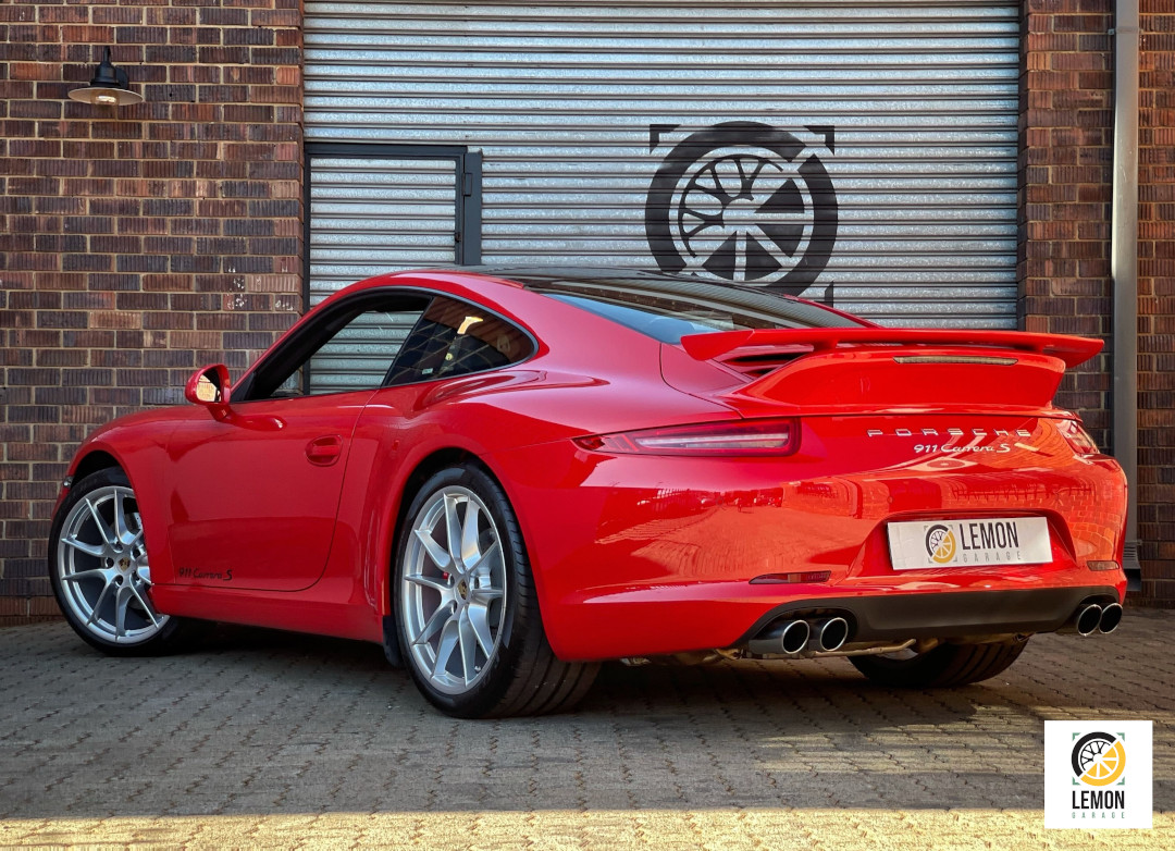 2014 Porsche 911 Carrera S (991)