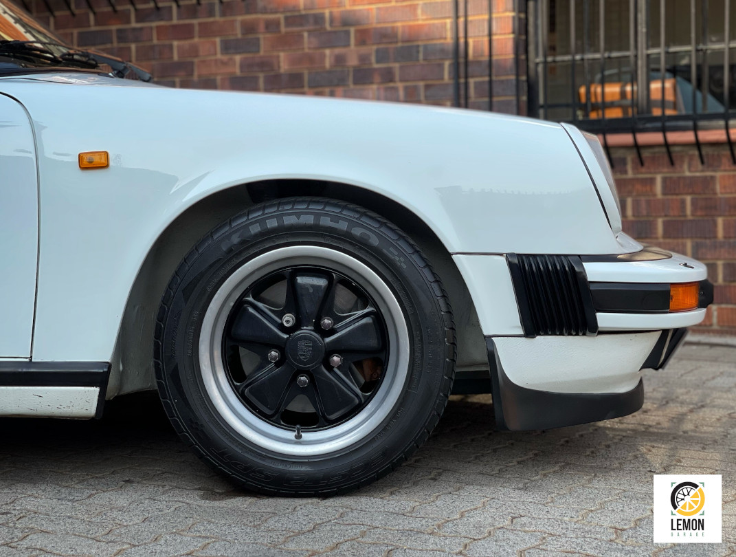 1985 Porsche 911 Carrera Targa 3.2