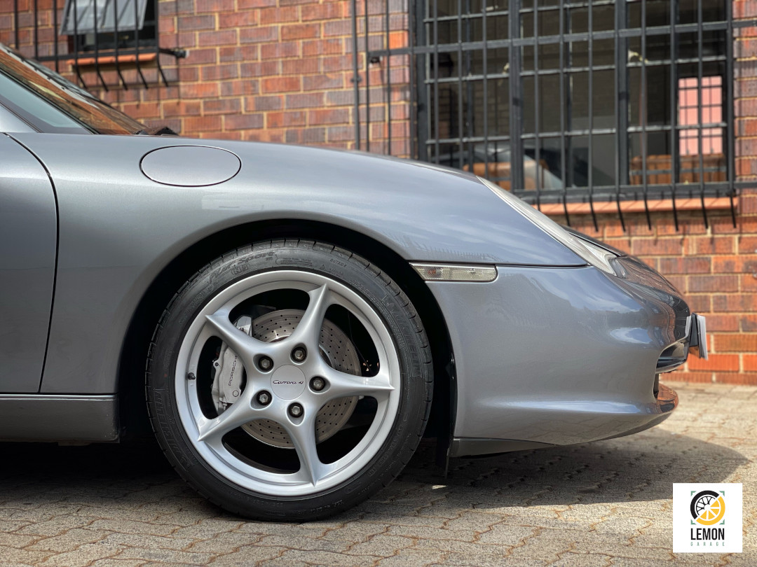 2002 Porsche 911 Carrera 4 (996)