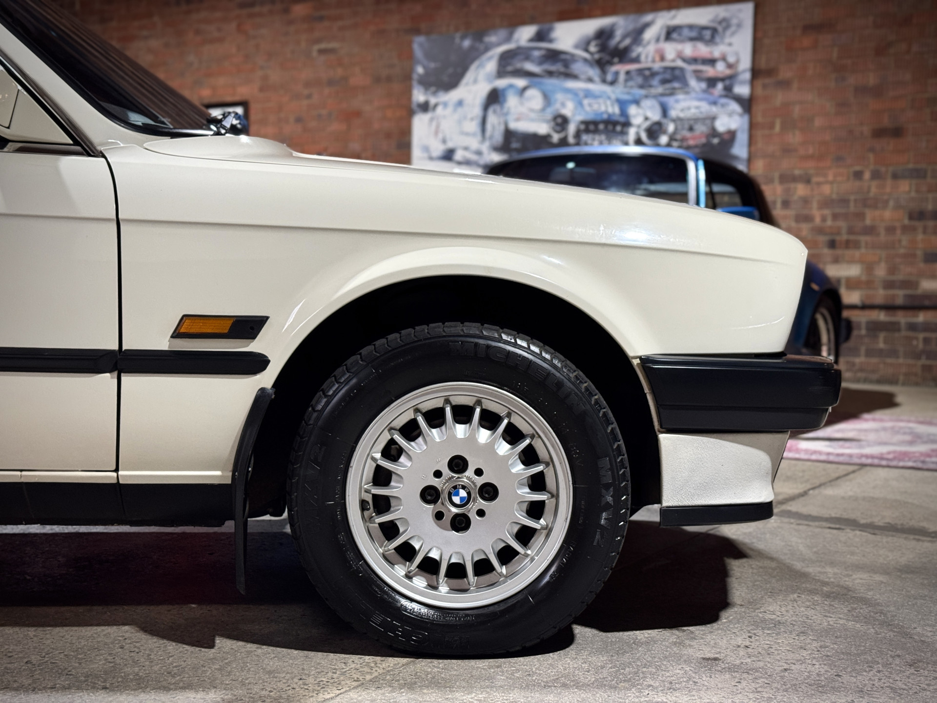 1989 BMW 325i (E30)