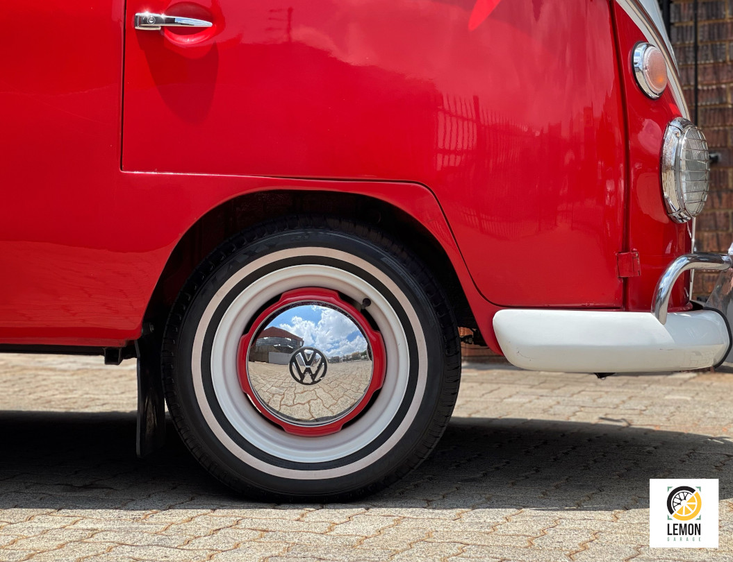 1975 Volkswagen Kombi Split Window