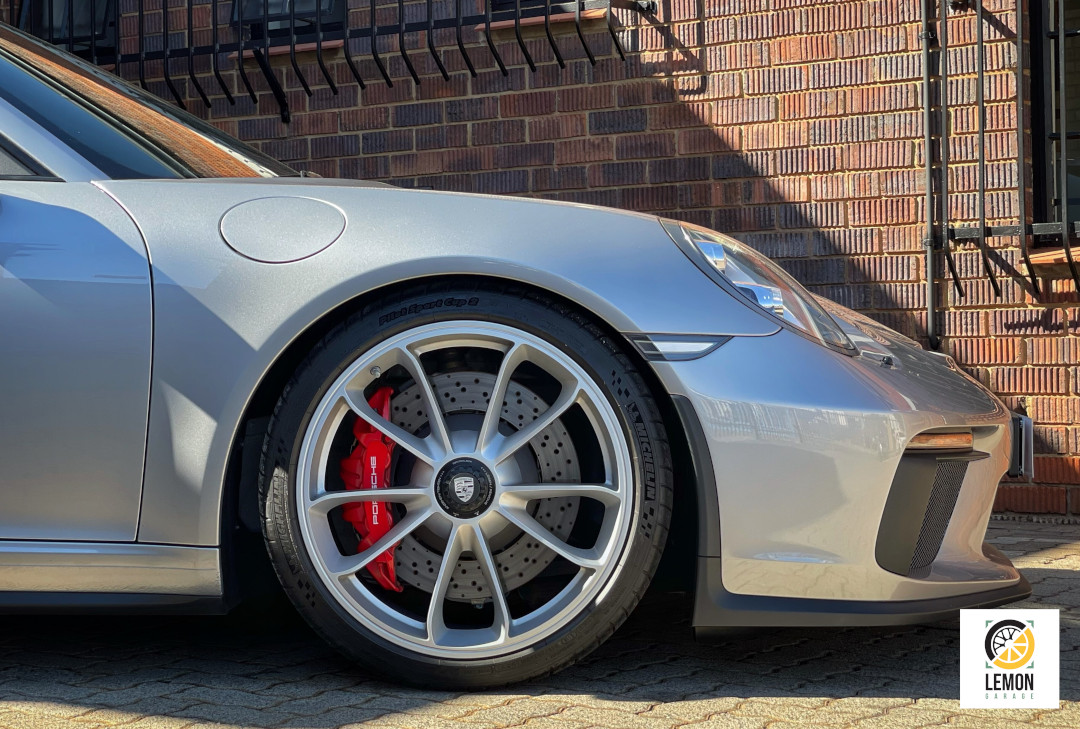 2018 Porsche 911 GT3 Touring (991.2)
