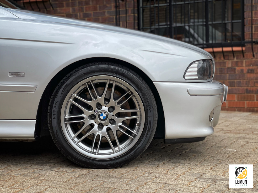 2000 BMW M5 E39