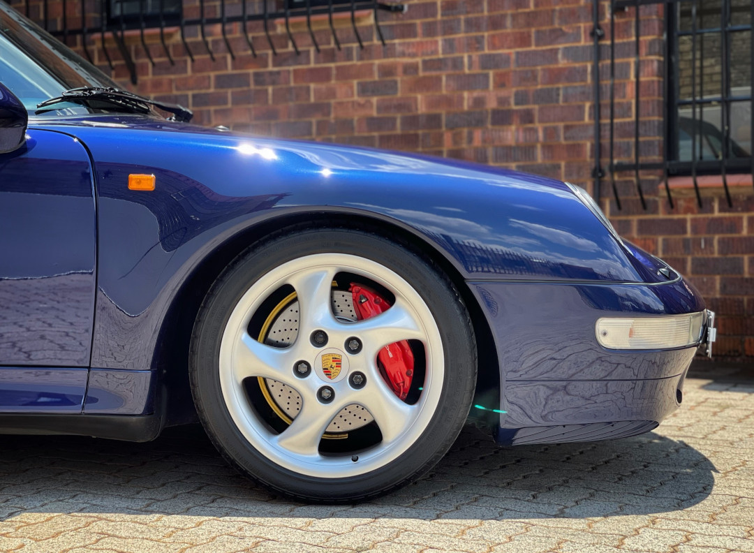 1996 Porsche 911 Carrera 4S (993)
