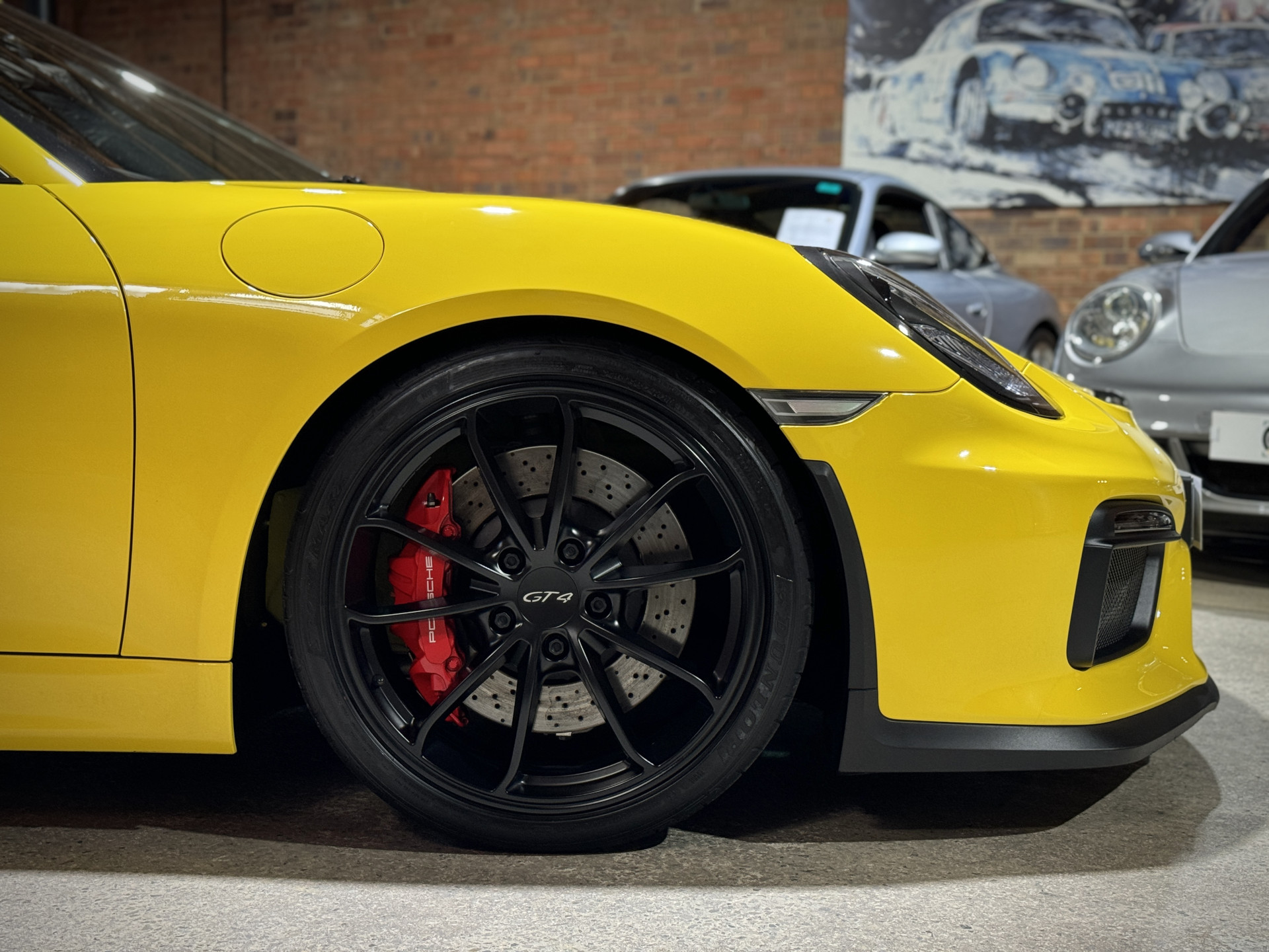 2016 Porsche Cayman GT4 (981)