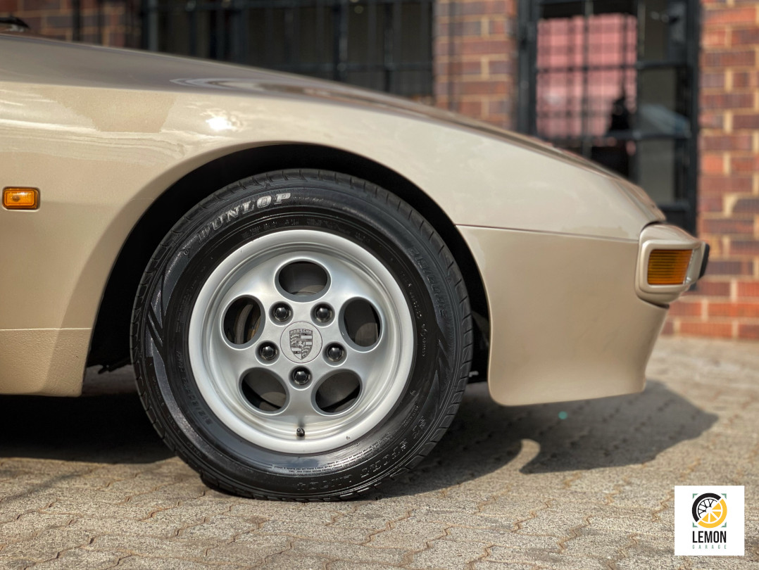 1988 Porsche 944 S