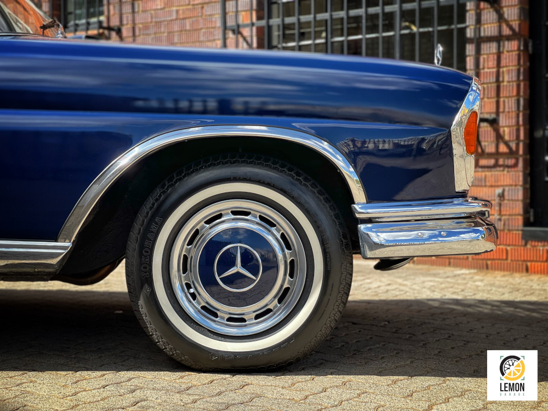 1967 Mercedes Benz 250 SE Coupe W111