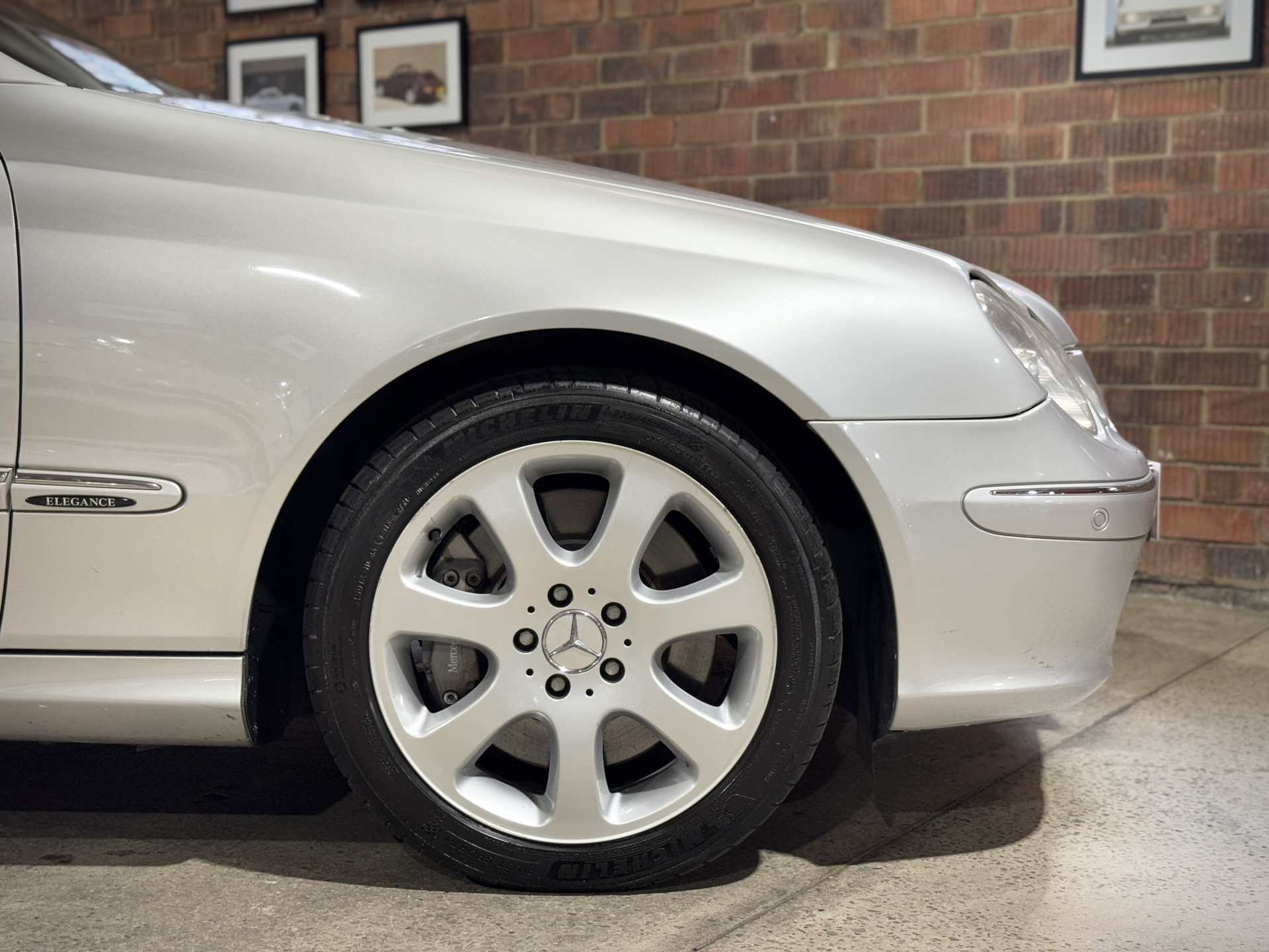 2005 Mercedes CLK500