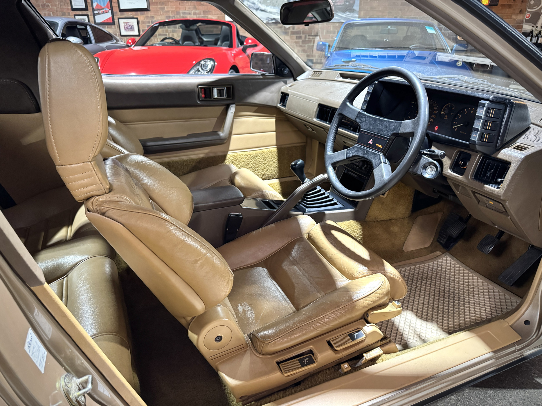 1984 Mitsubishi Starion