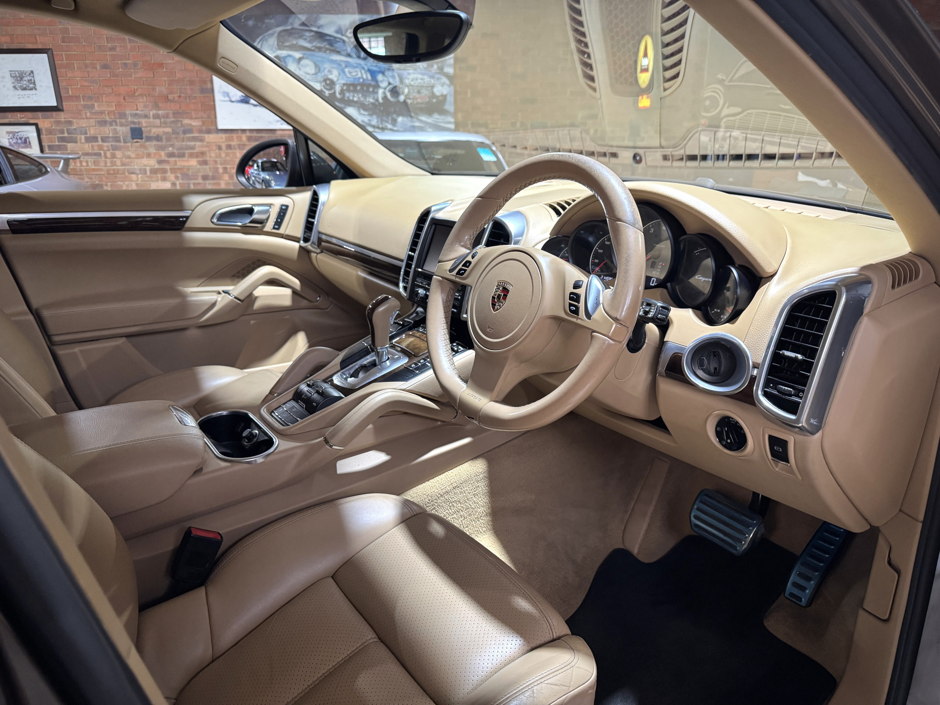 2011 Porsche Cayenne S (E2)