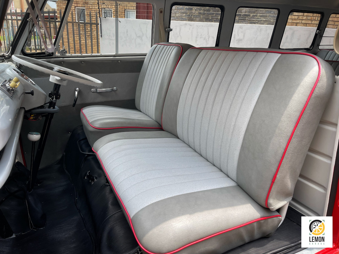 1975 Volkswagen Kombi Split Window