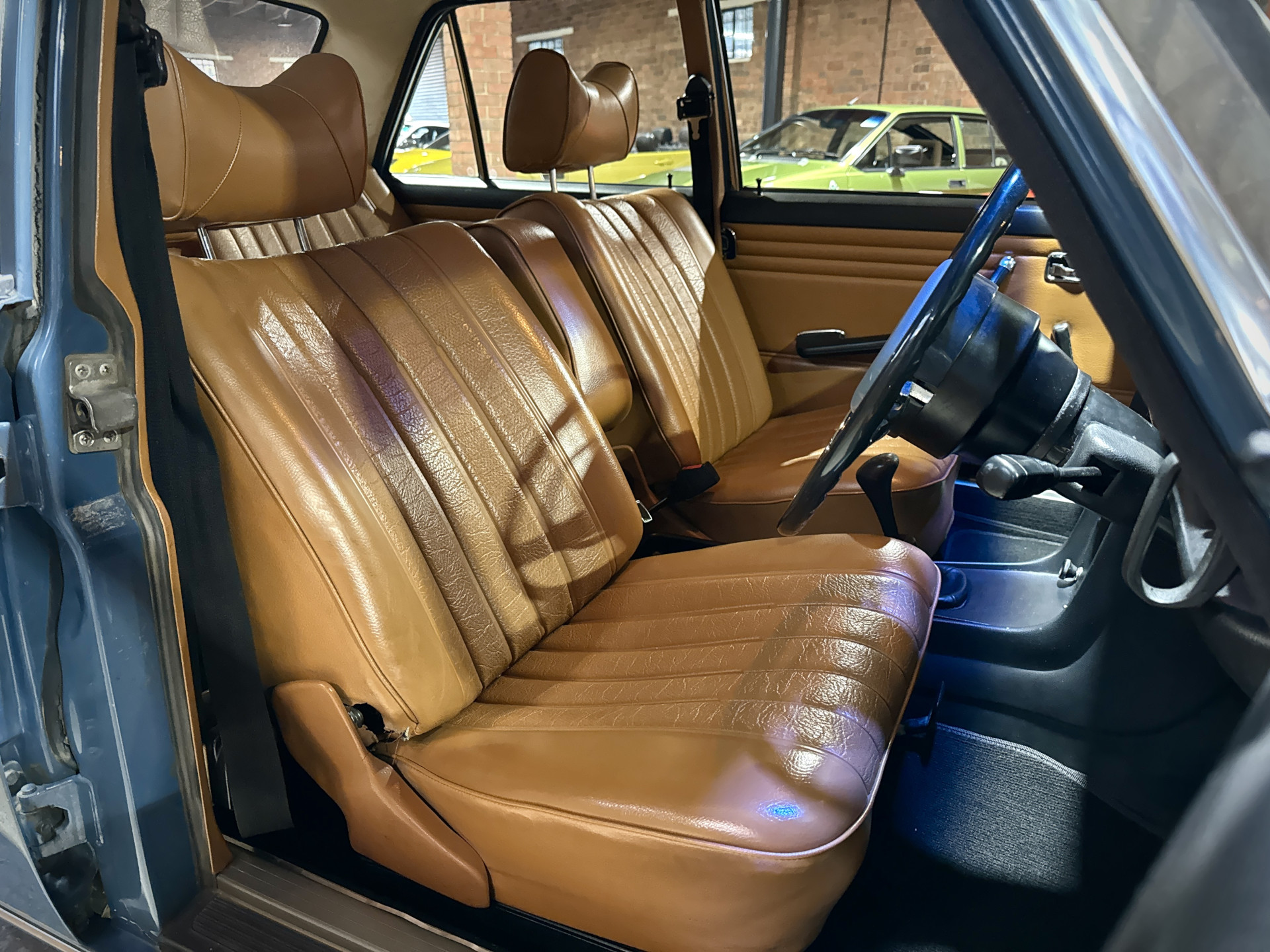 1976 Mercedes Benz 240D