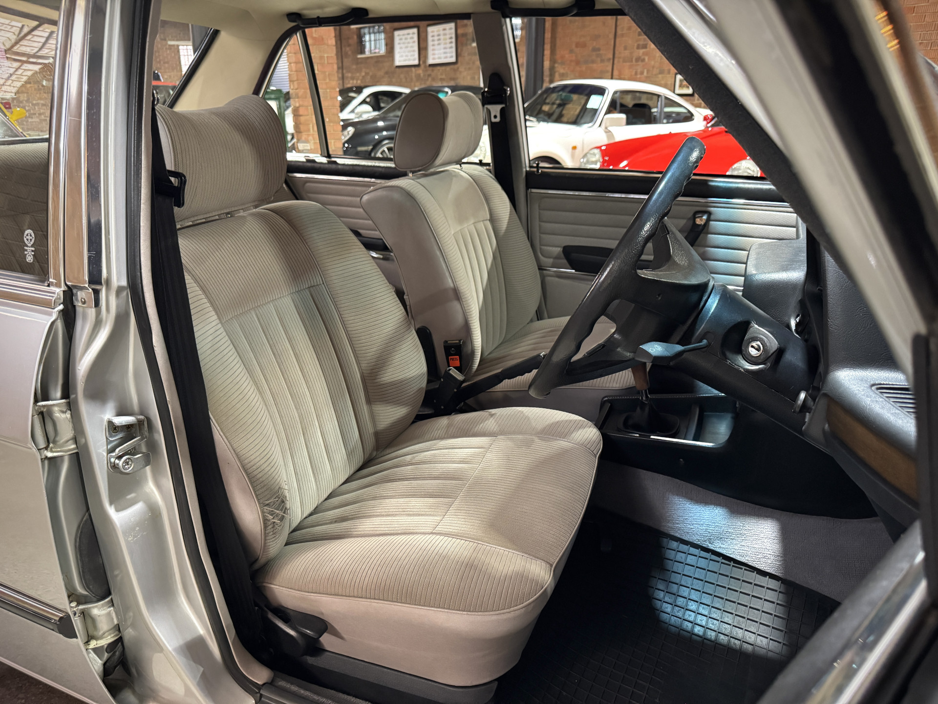 1980 BMW 518 (E12)