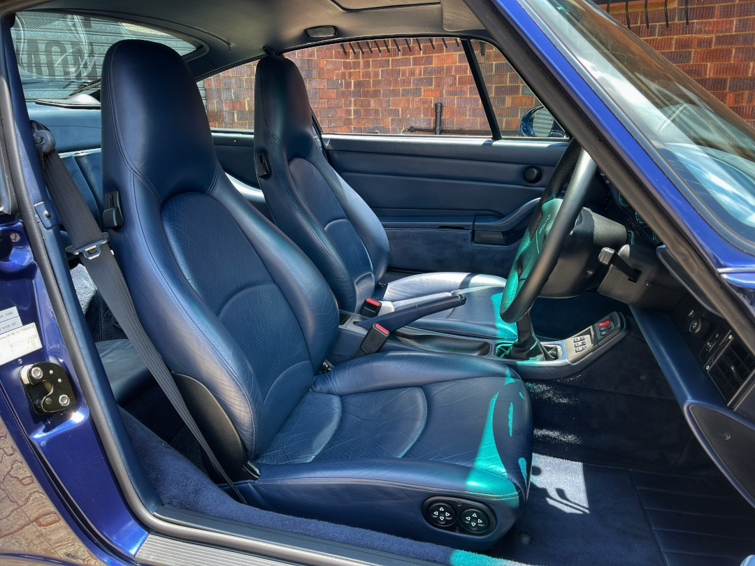 1996 Porsche 911 Carrera 4S (993)