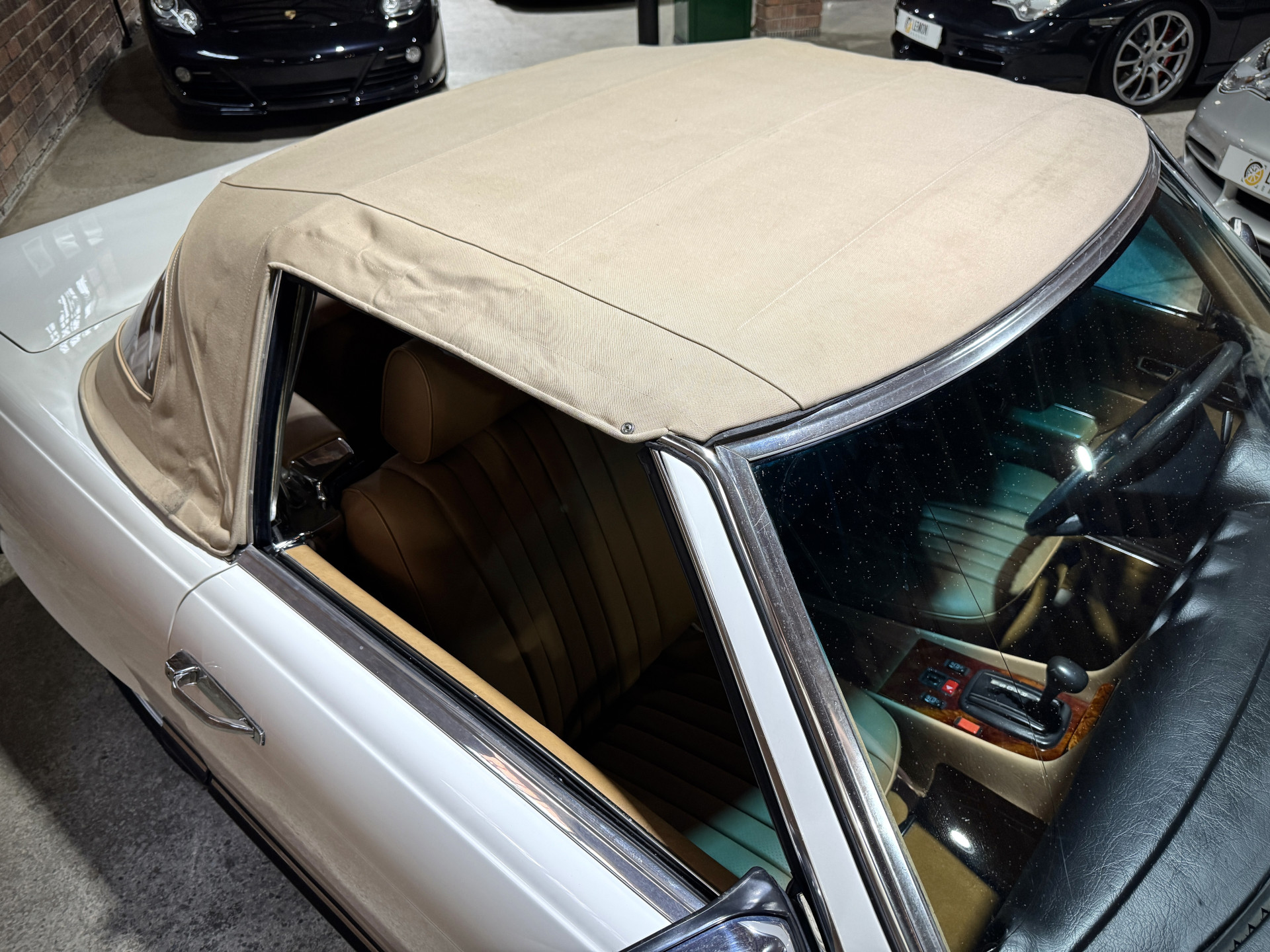 1985 Mercedes Benz 280 SL R107