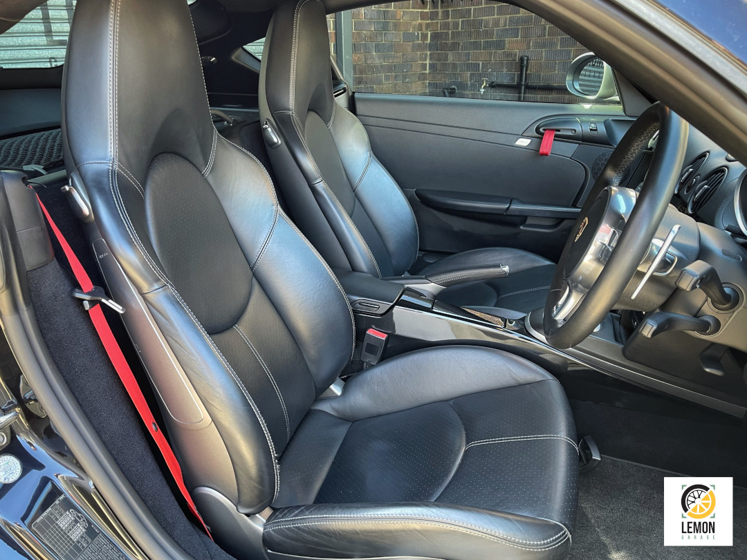 2012 Porsche Cayman R (987.2)
