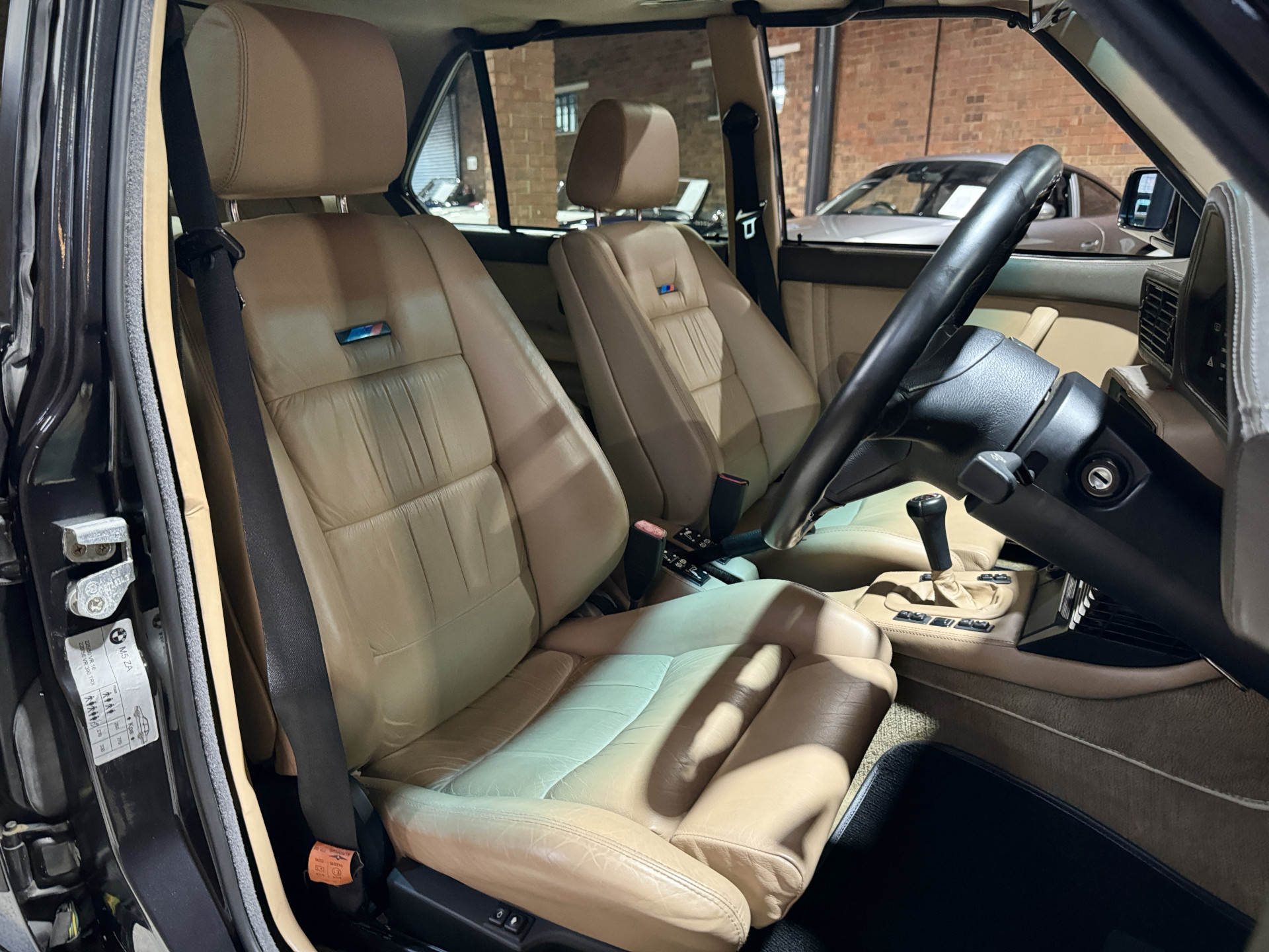1989 BMW M5 (E28)