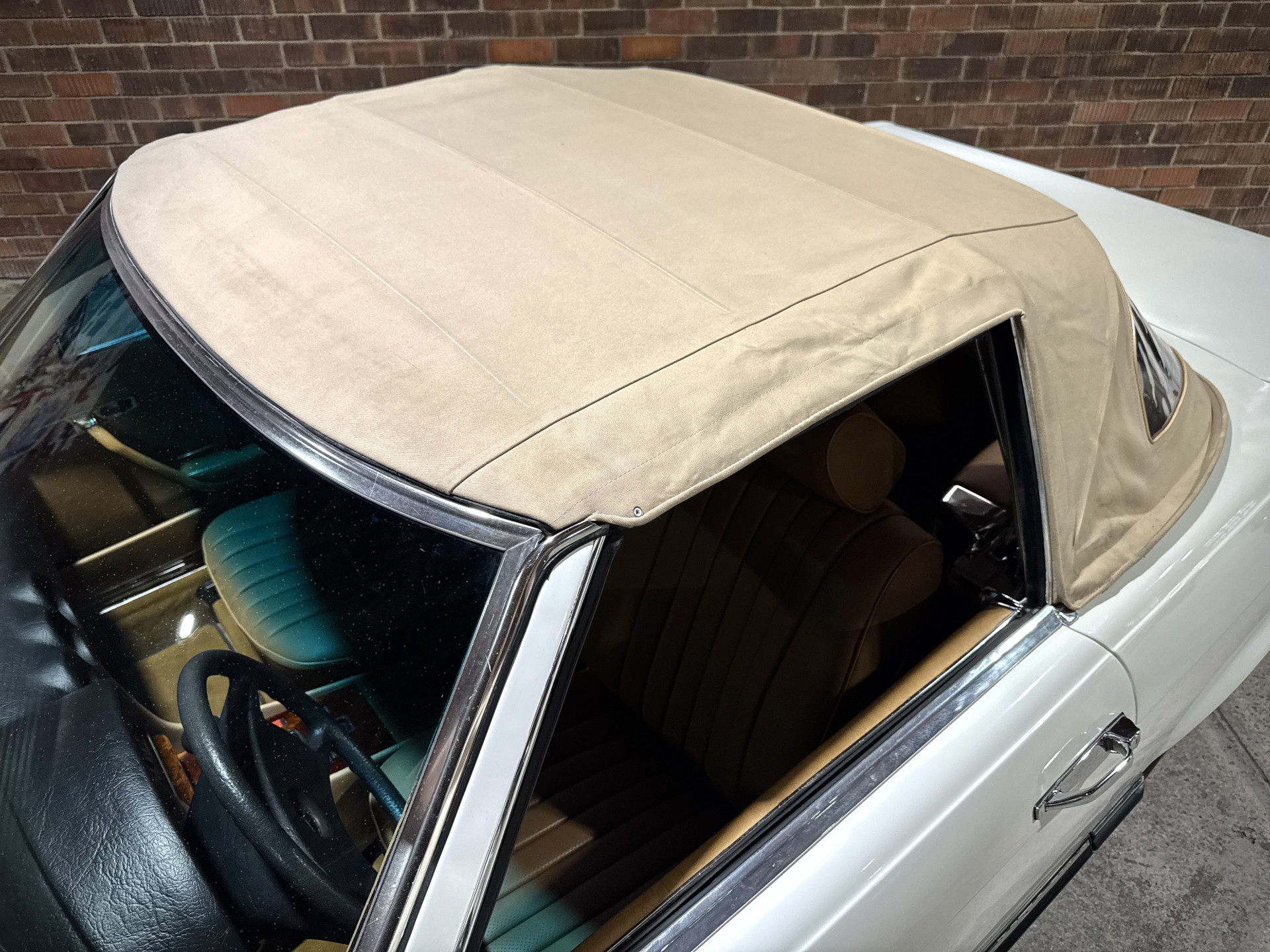 1985 Mercedes Benz 280 SL R107