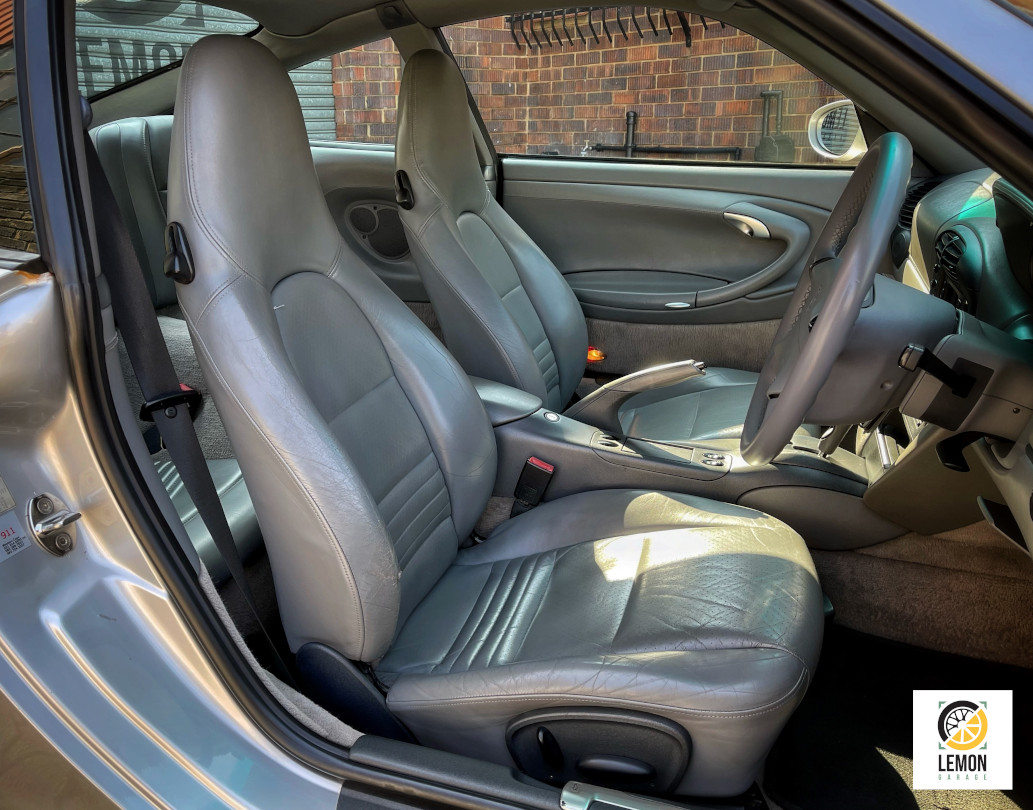 1998 Porsche 911 Carrera (996)