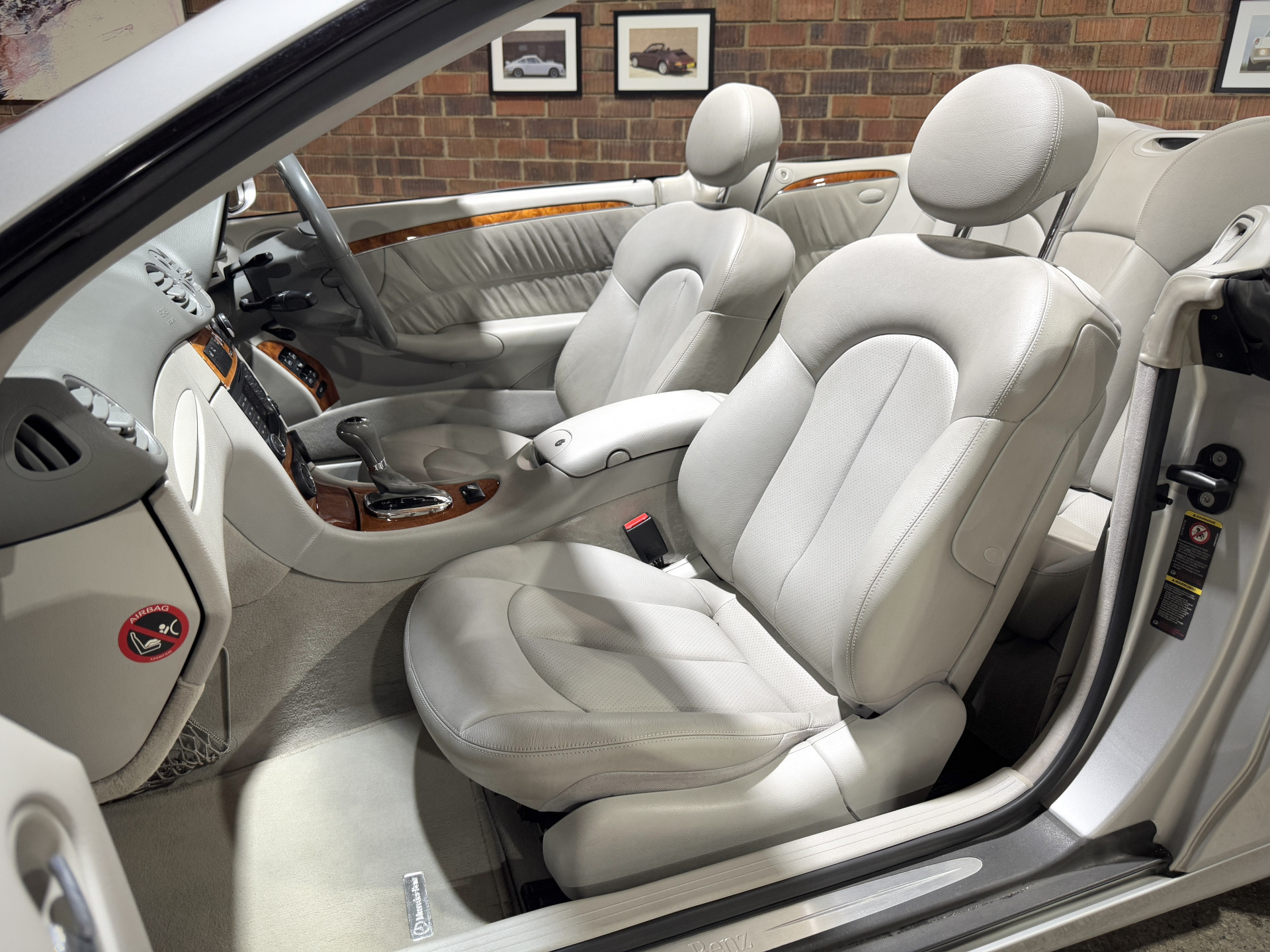 2005 Mercedes CLK500