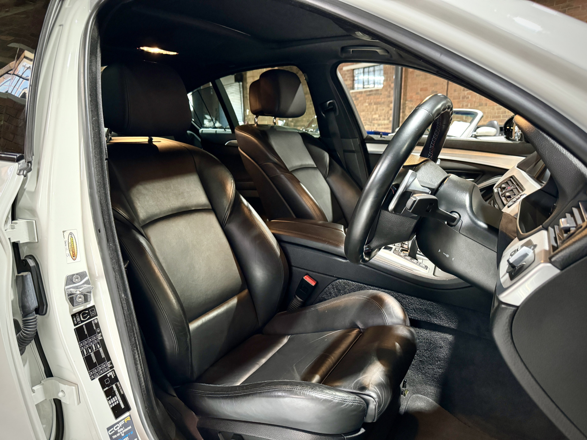 2013 BMW M5 (F10)