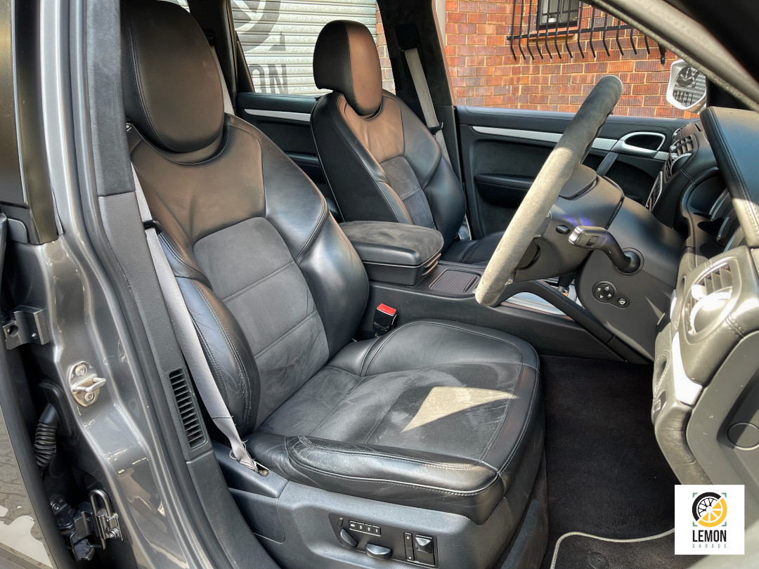 2010 Porsche Cayenne S Transsyberia