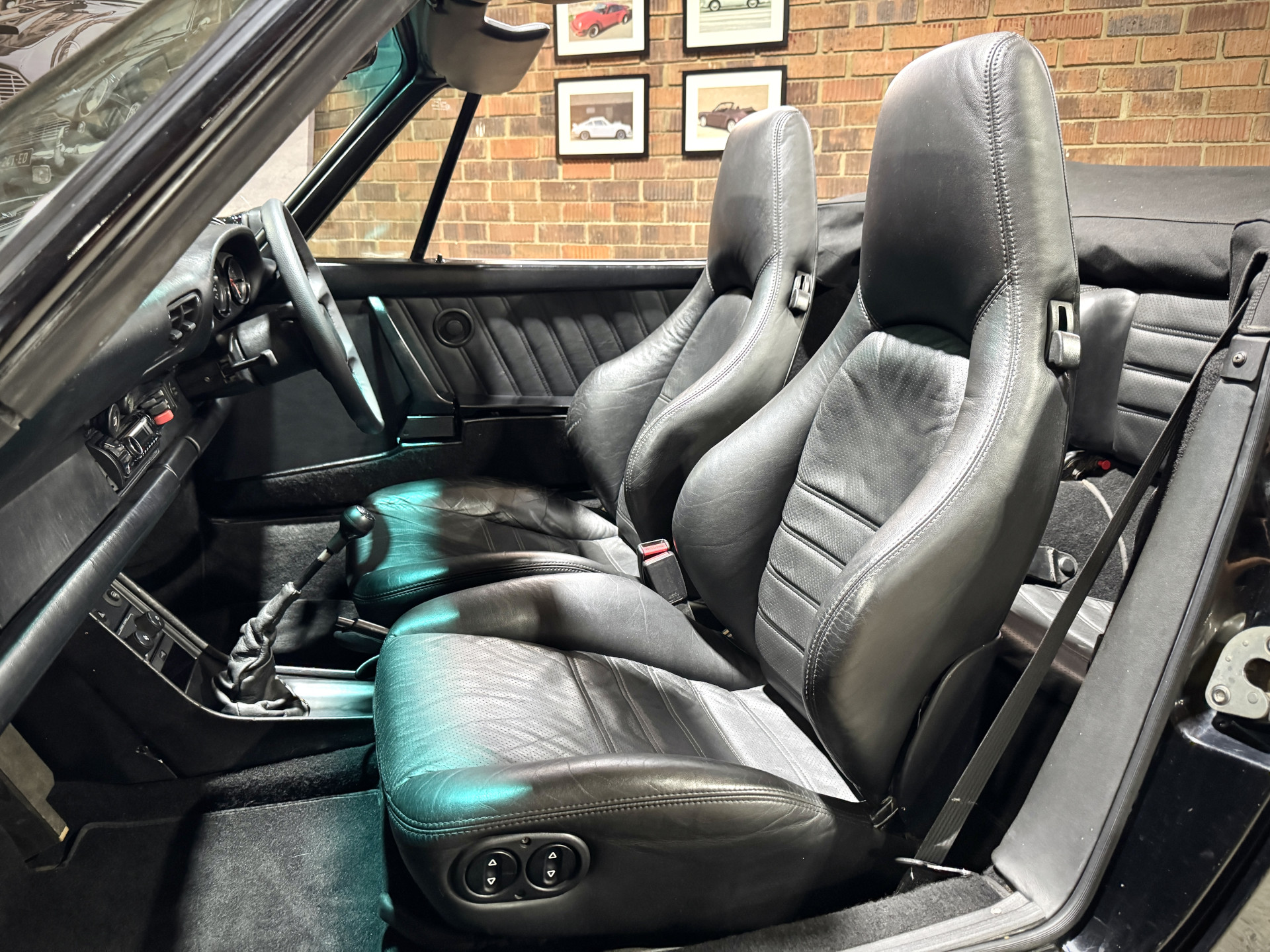 1989 Porsche Carrera 3.2 Cabriolet