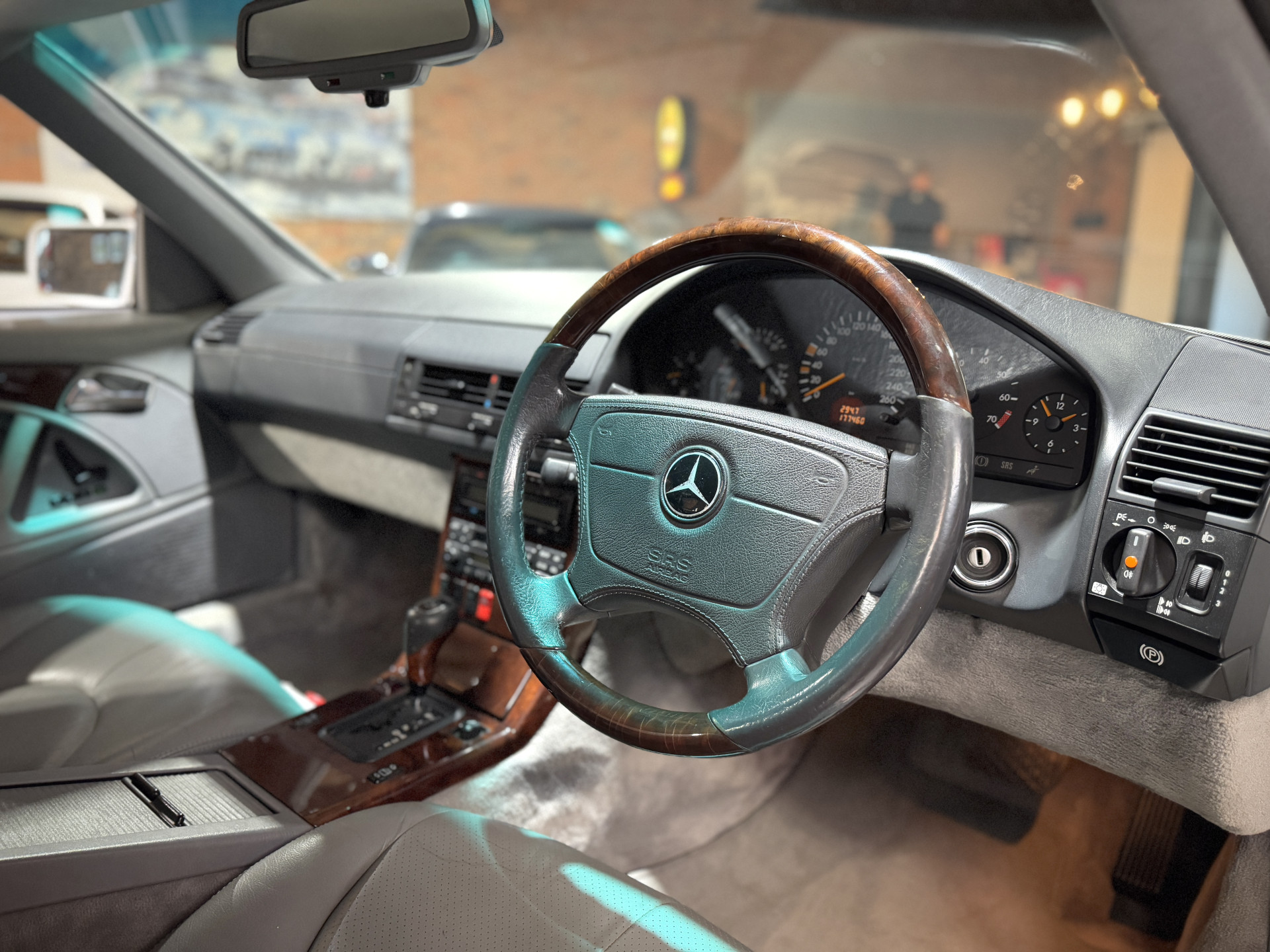 1998 Mercedes Benz SL320 R129
