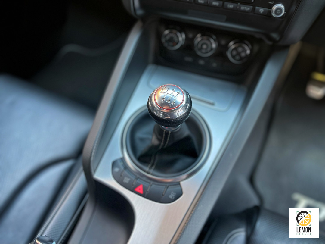 2010 Audi TT RS