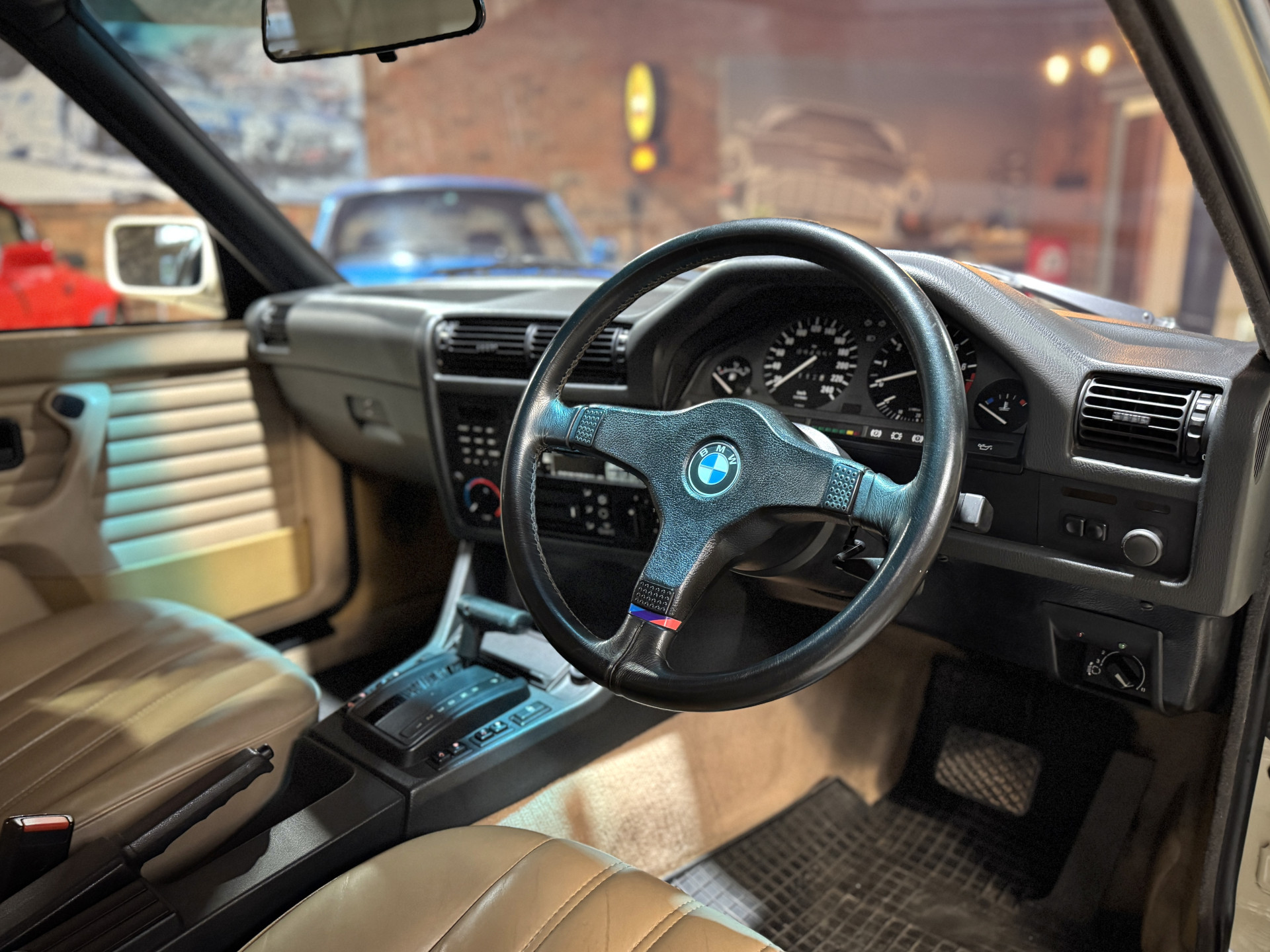 1989 BMW 325i (E30)