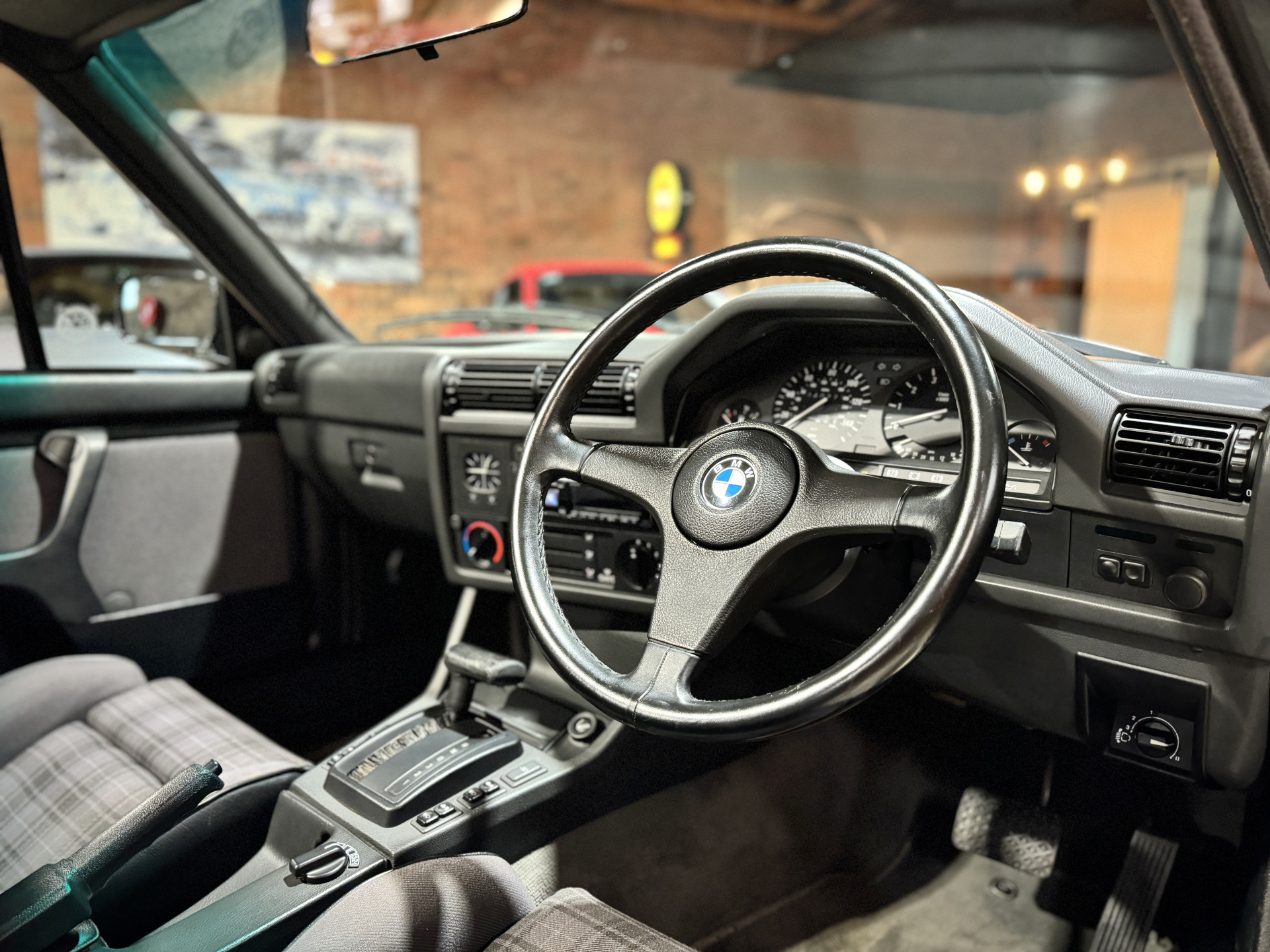 1990 BMW 325i Cabriolet (E30)