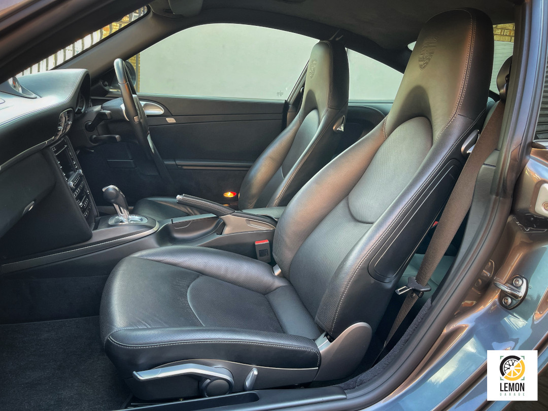 2010 Porsche 911 Carrera S (997)