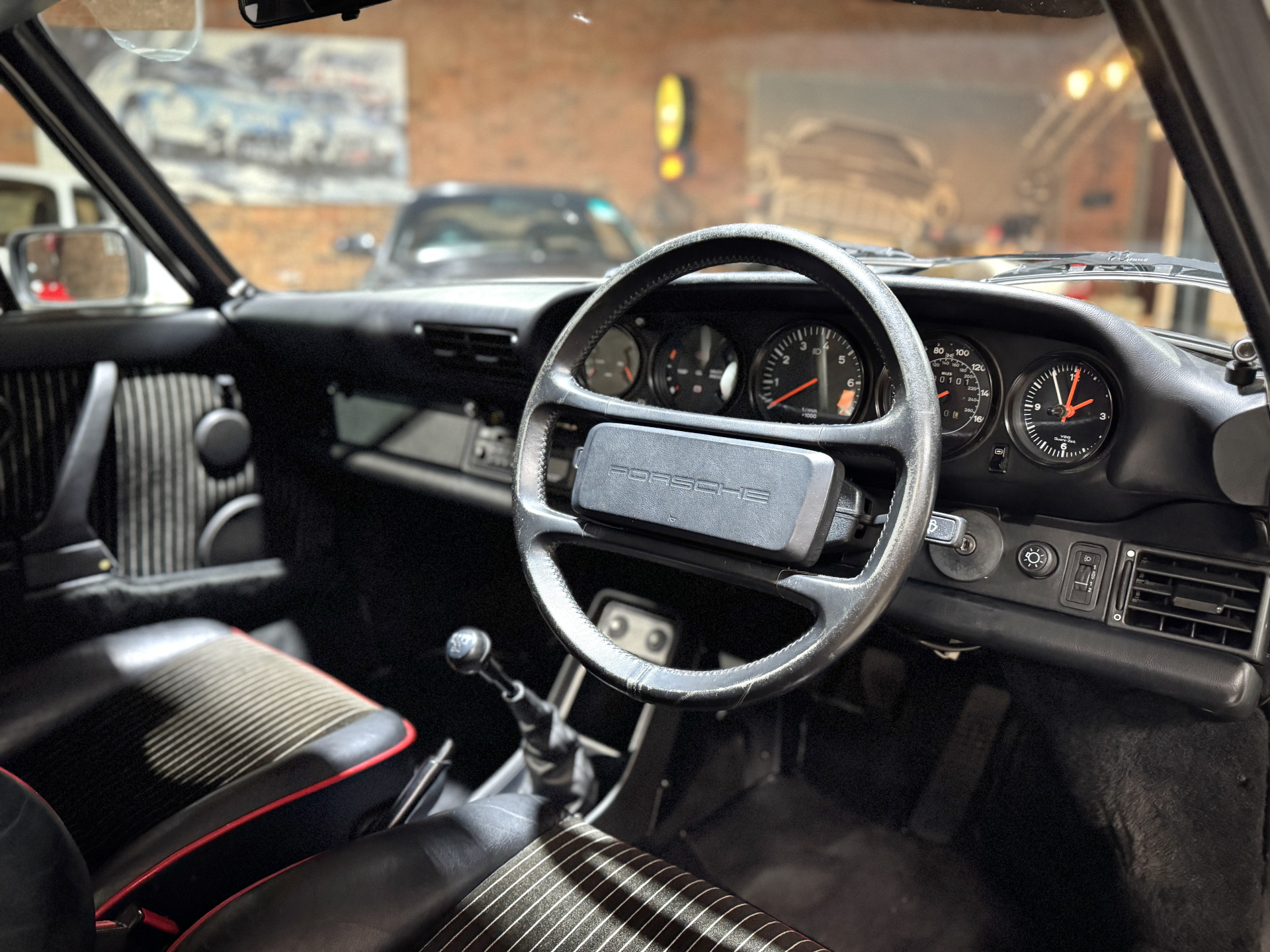 1987 Porsche Carrera 3.2 Targa