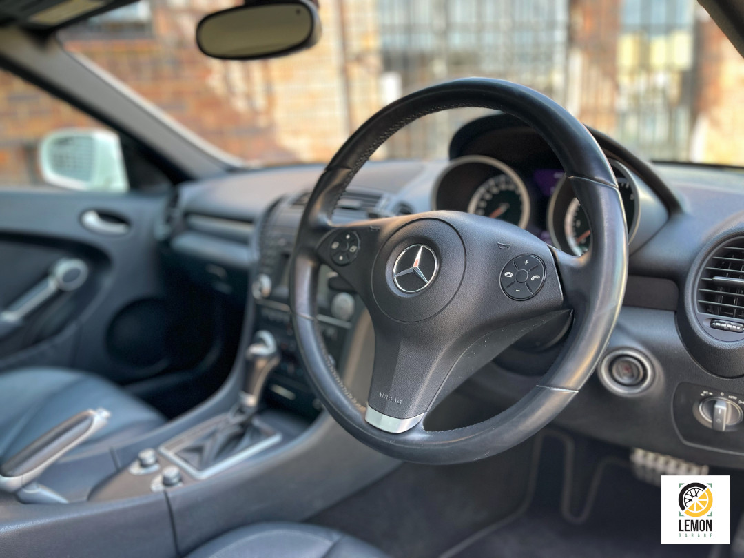 2011 Mercedes Benz SLK 350