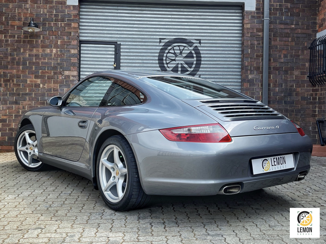 2006 Porsche 911 Carrera 4 (997)