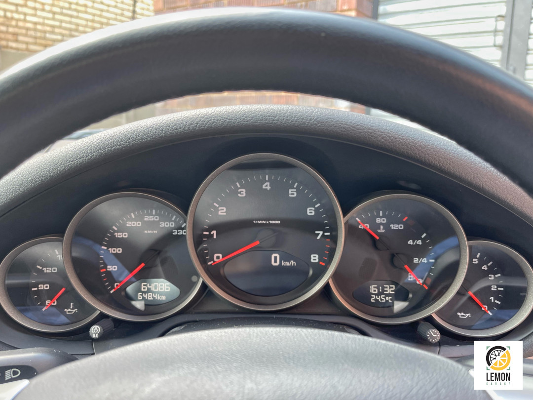 2006 Porsche 911 Carrera 4 (997)