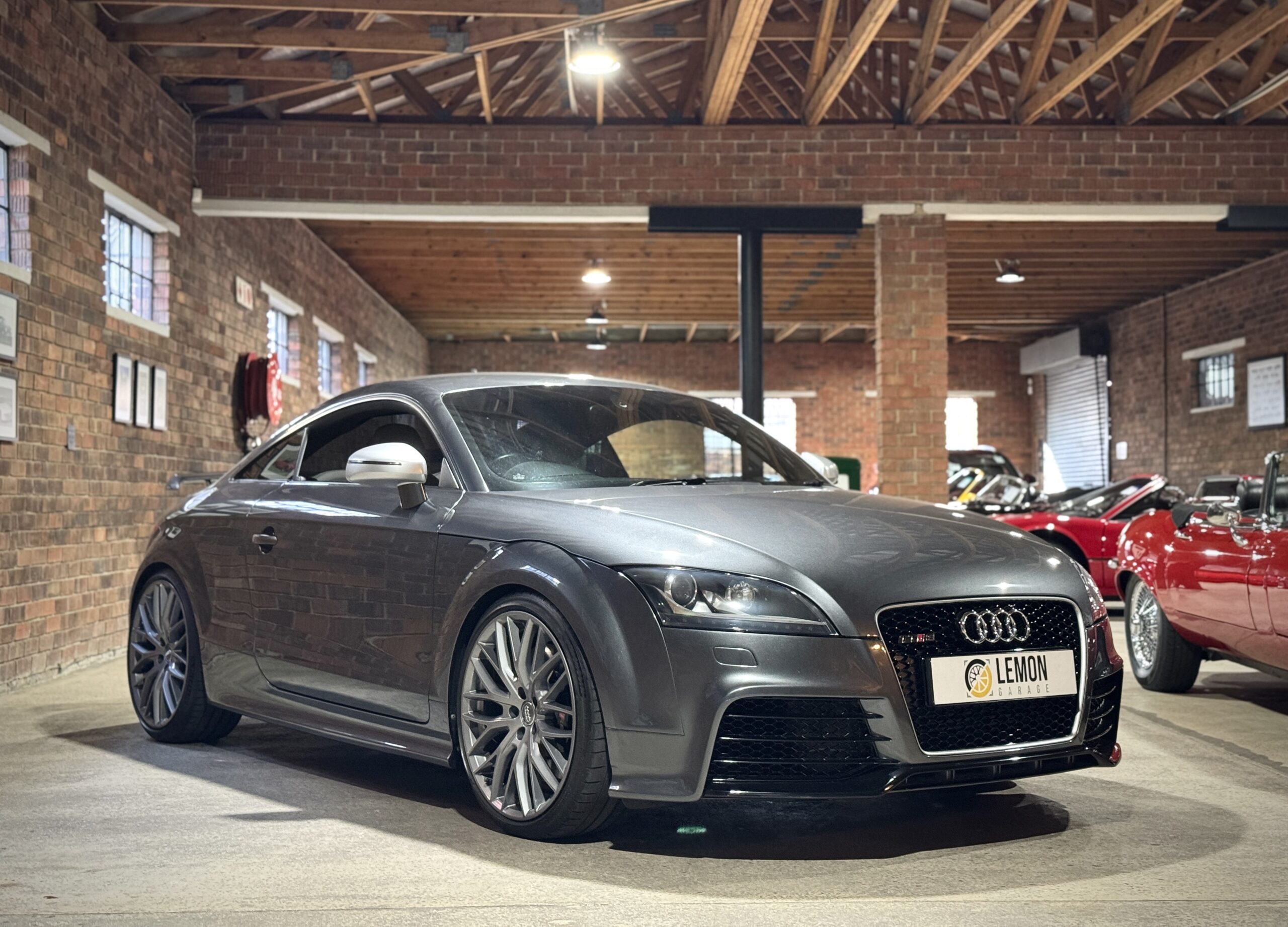 2010 Audi TT RS