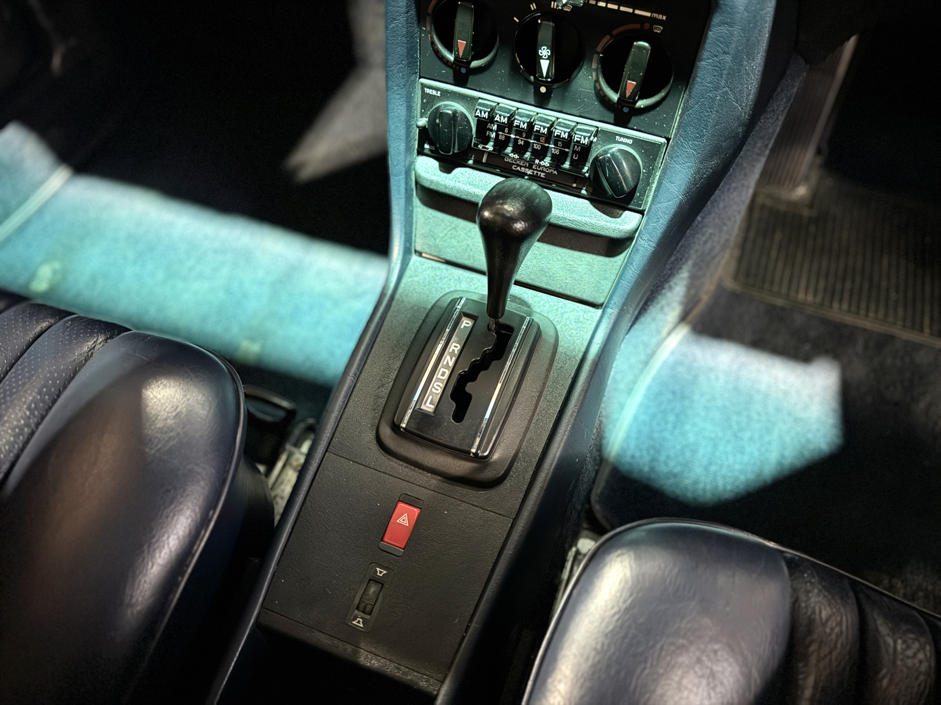 1983 Mercedes Benz 230E W123