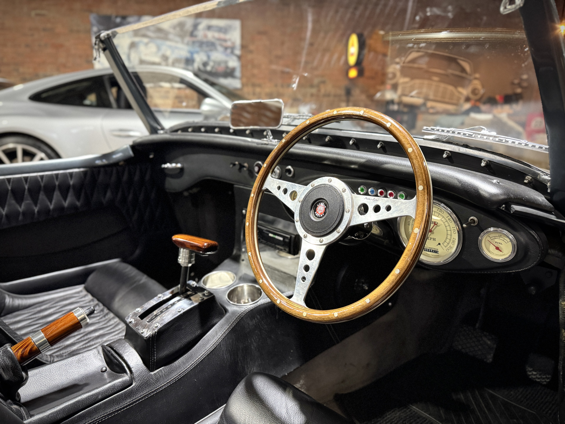 2014 Woodley Healey