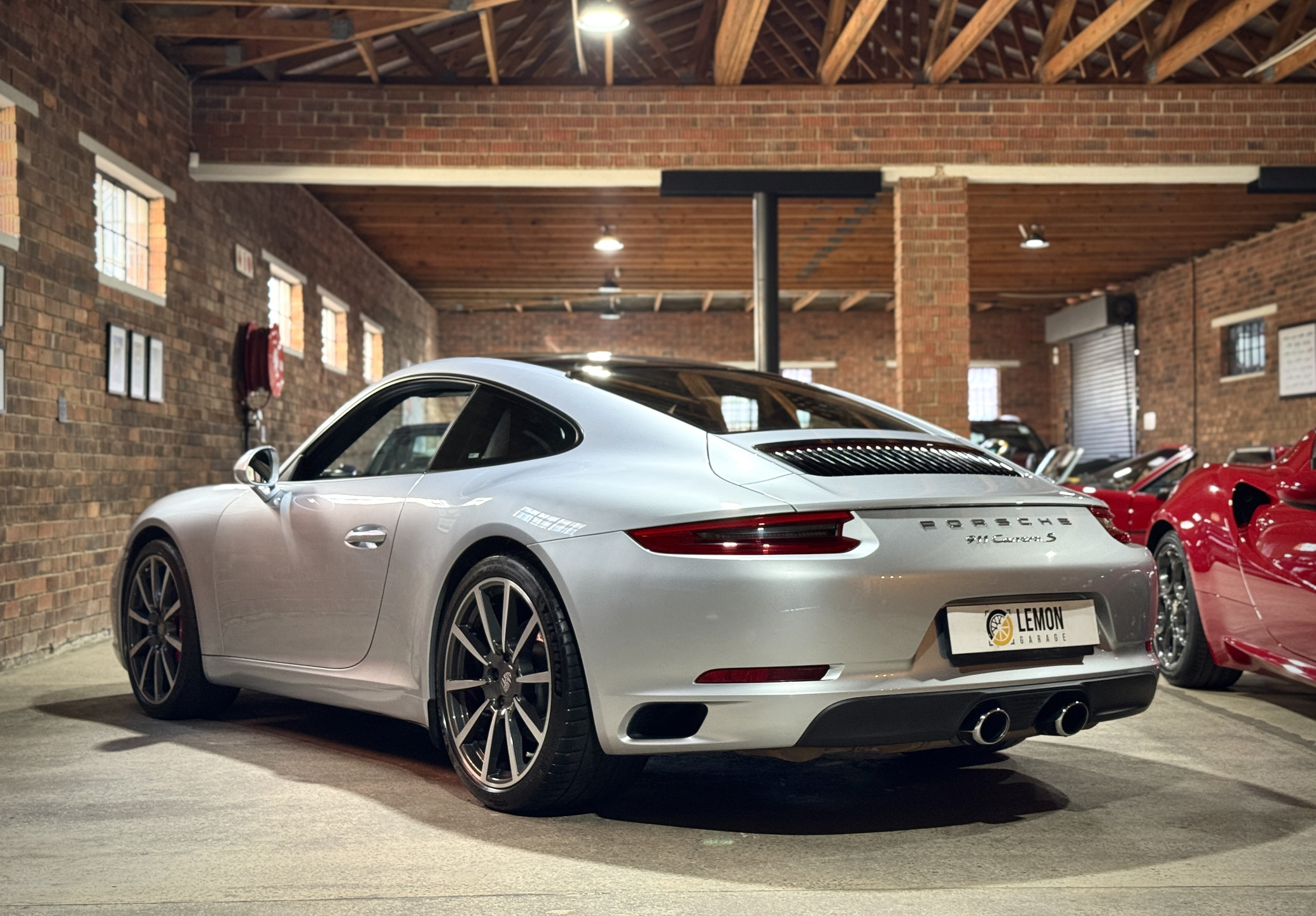 2016 Porsche 911 Carrera S (991.2)