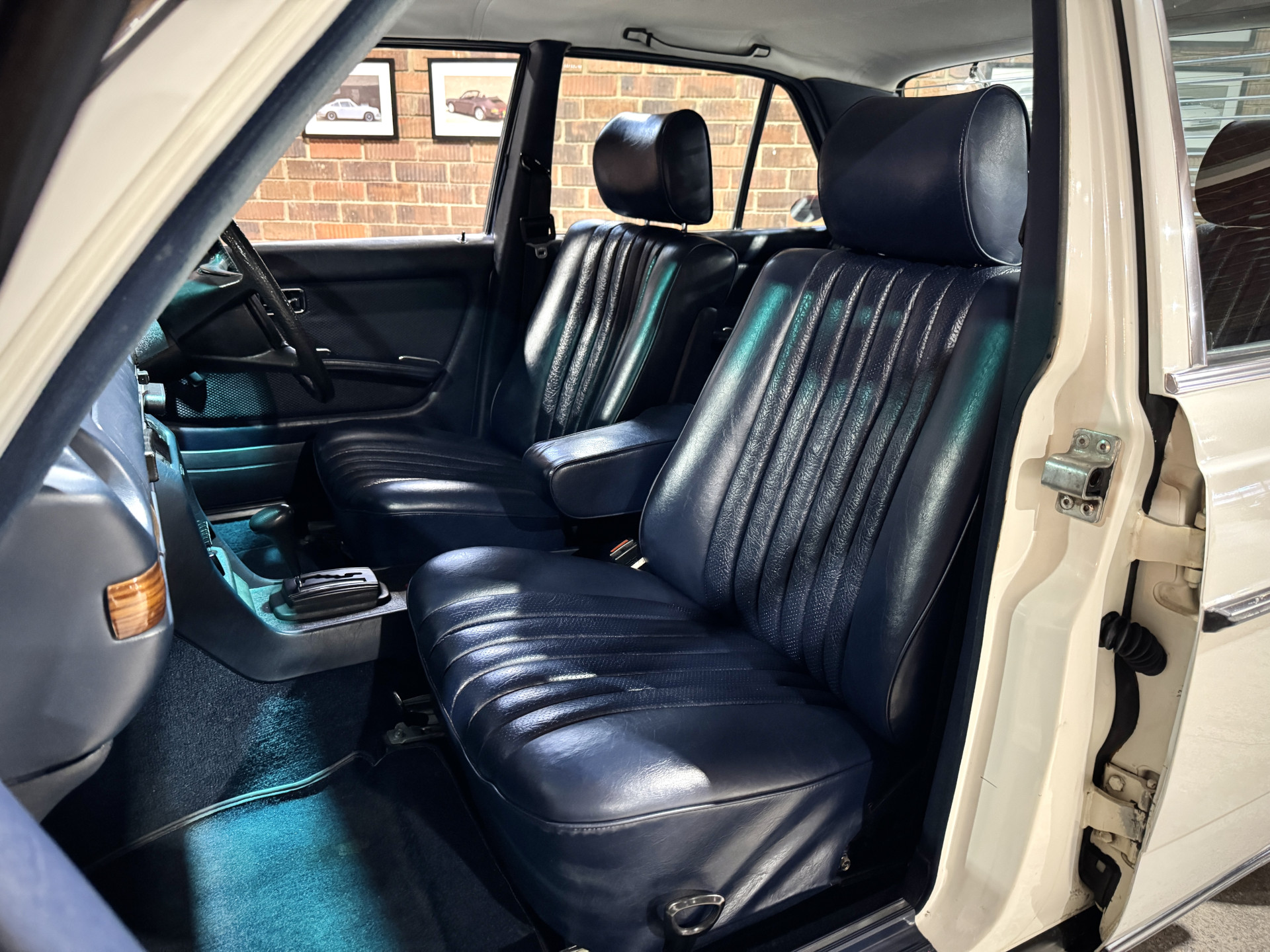 1983 Mercedes Benz 230E W123