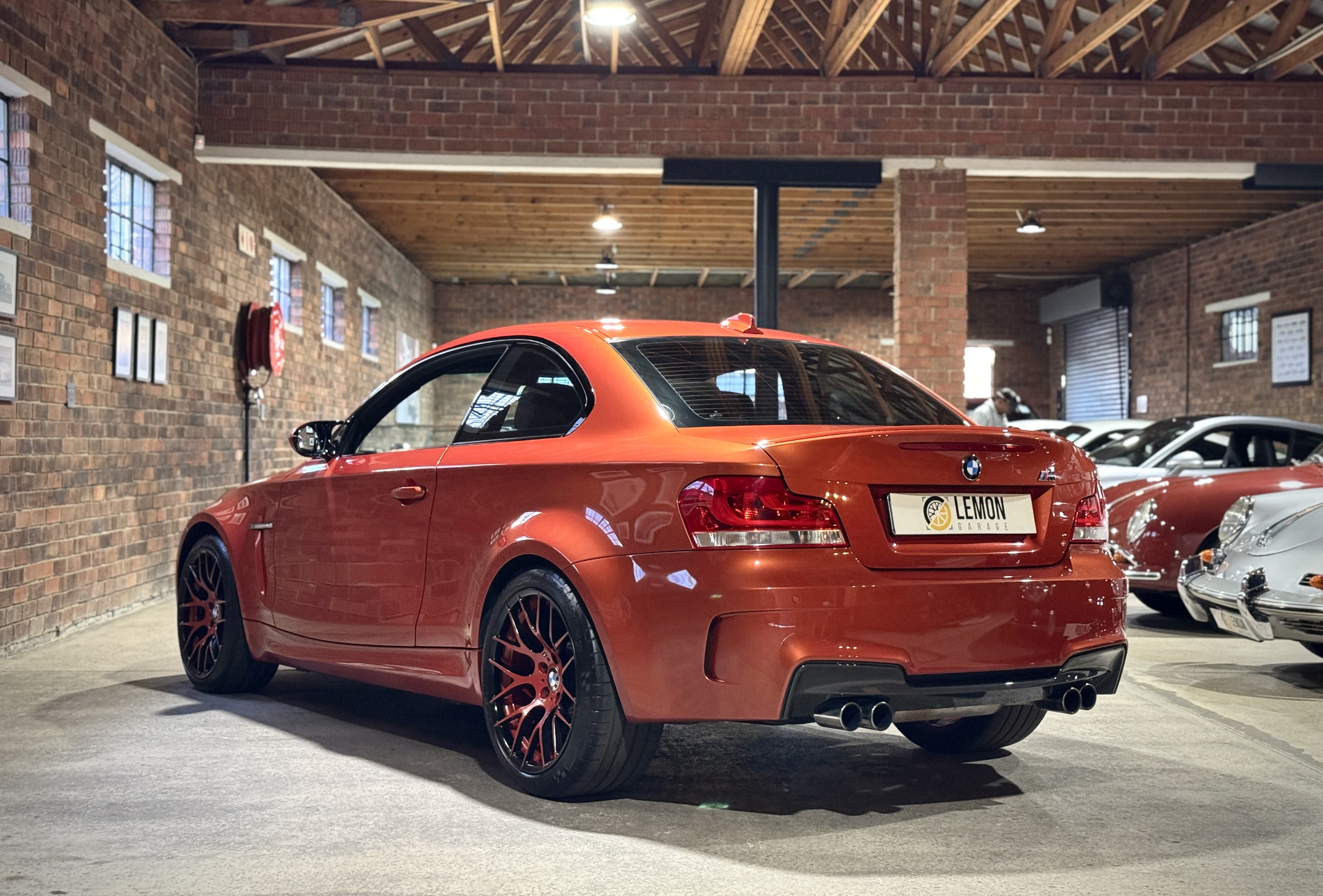 2011 BMW M1