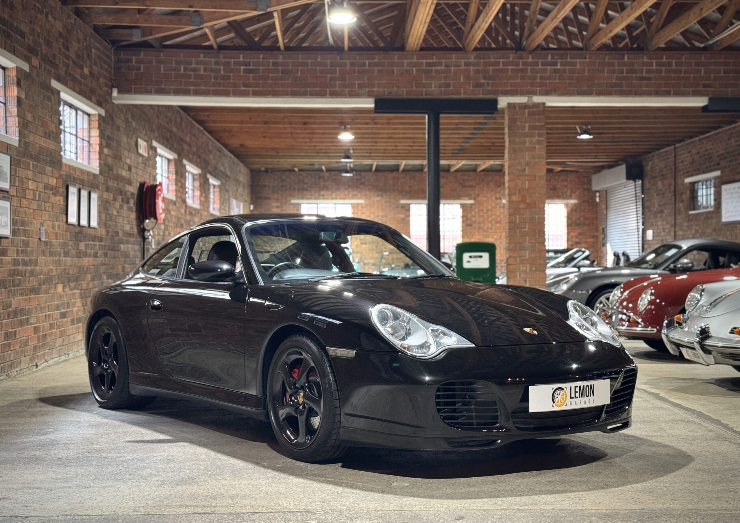 2003 Porsche 911 Carrera 4S