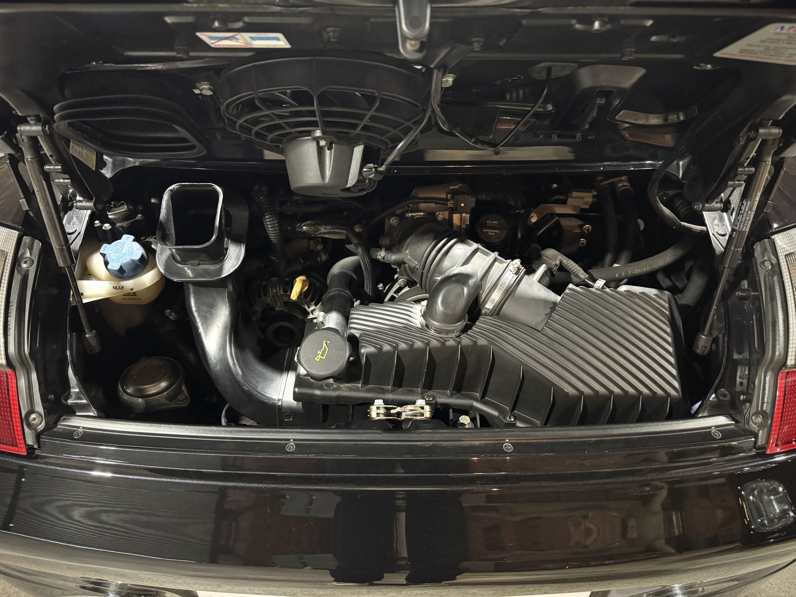 2003 Porsche 911 Carrera 4S