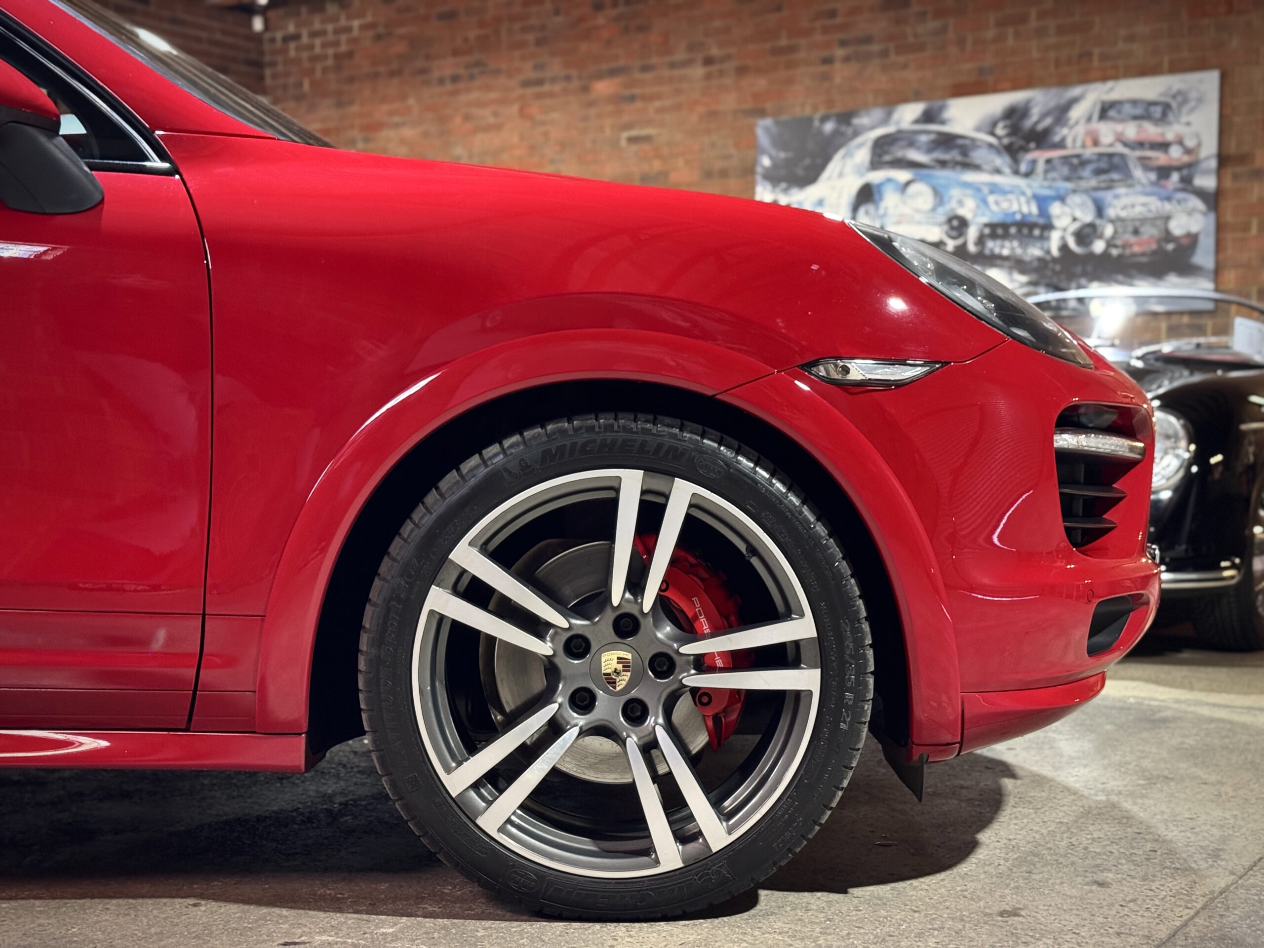 2013 Porsche Cayenne GTS