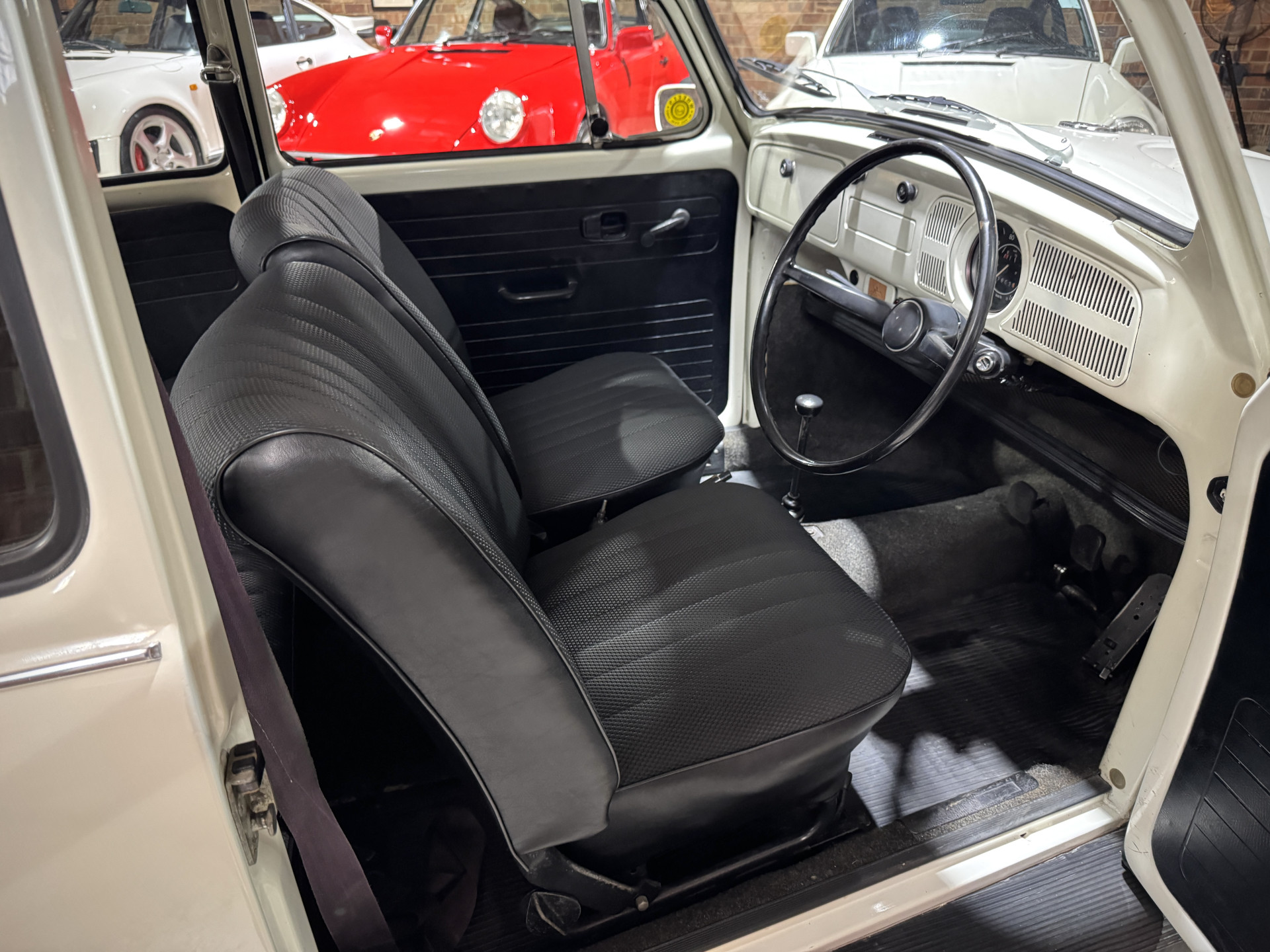 1972 Volkswagen Econo Beetle