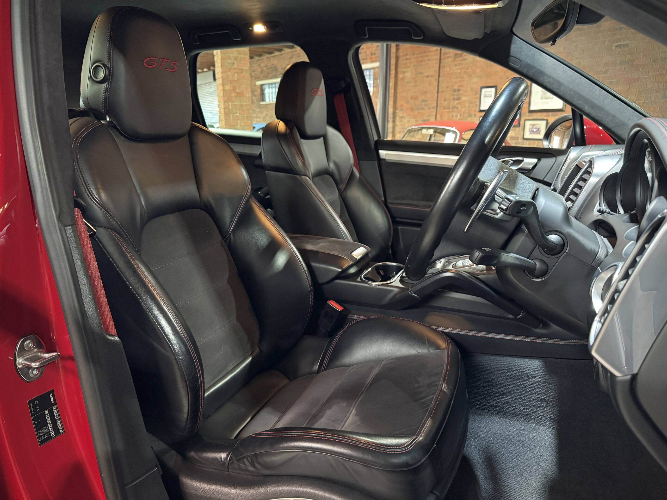 2013 Porsche Cayenne GTS